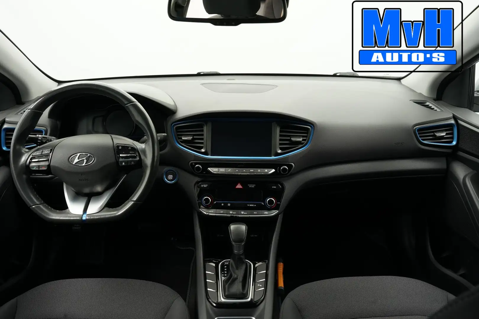 Hyundai IONIQ 1.6 GDi Comfort|ADAP.CRUISE|CAMERA|KEYLESS|LED Gris - 2
