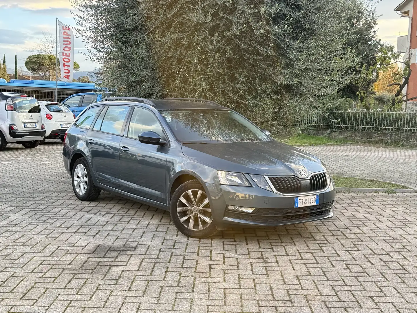 Skoda Octavia Wagon 1.6 tdi Ambition 115cv Grigio - 1