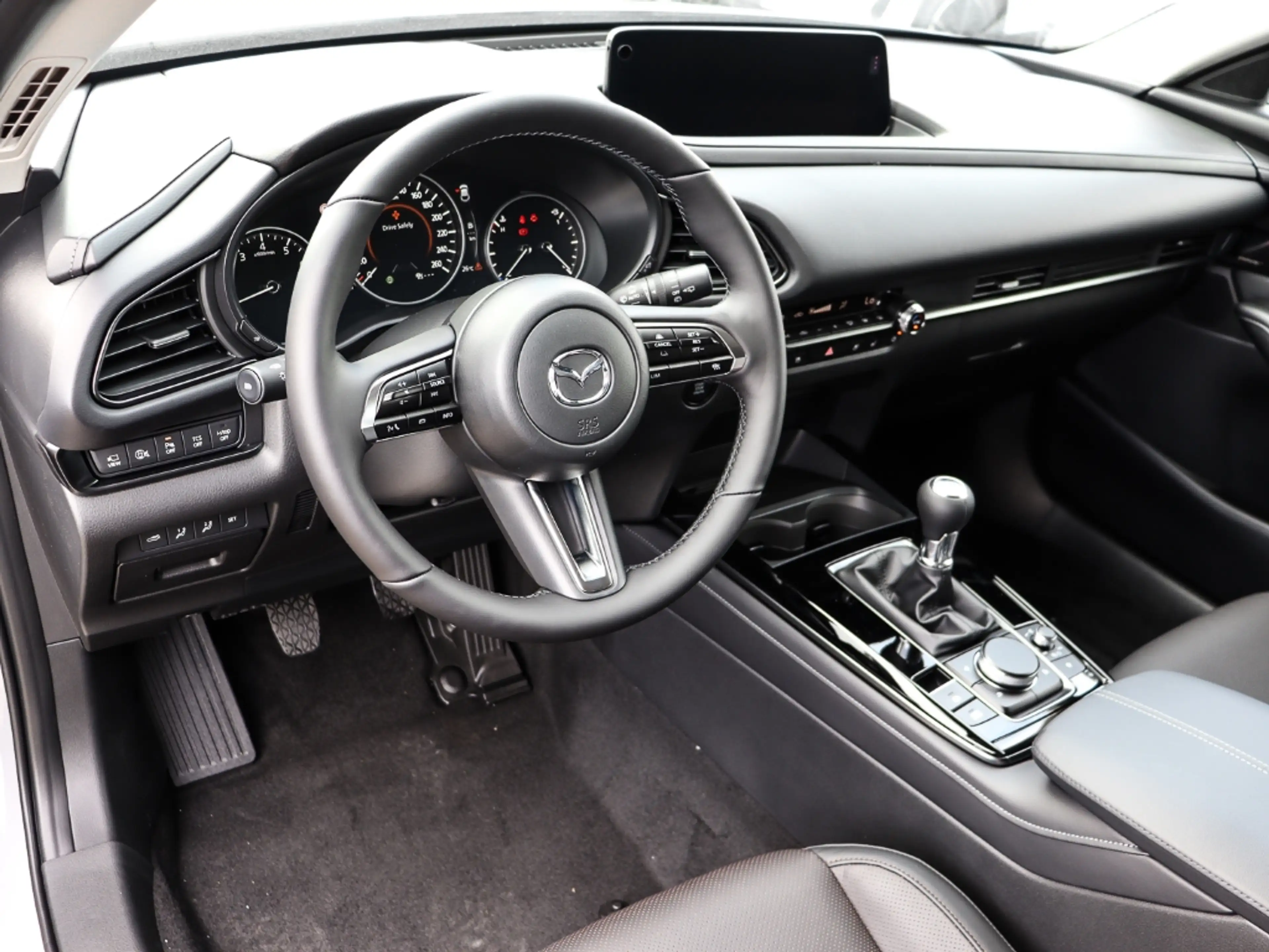 Mazda CX-30 2027 Homura Plus 2.5L e-SKYACTIV-G 140PS 6GS FWD — photo 6