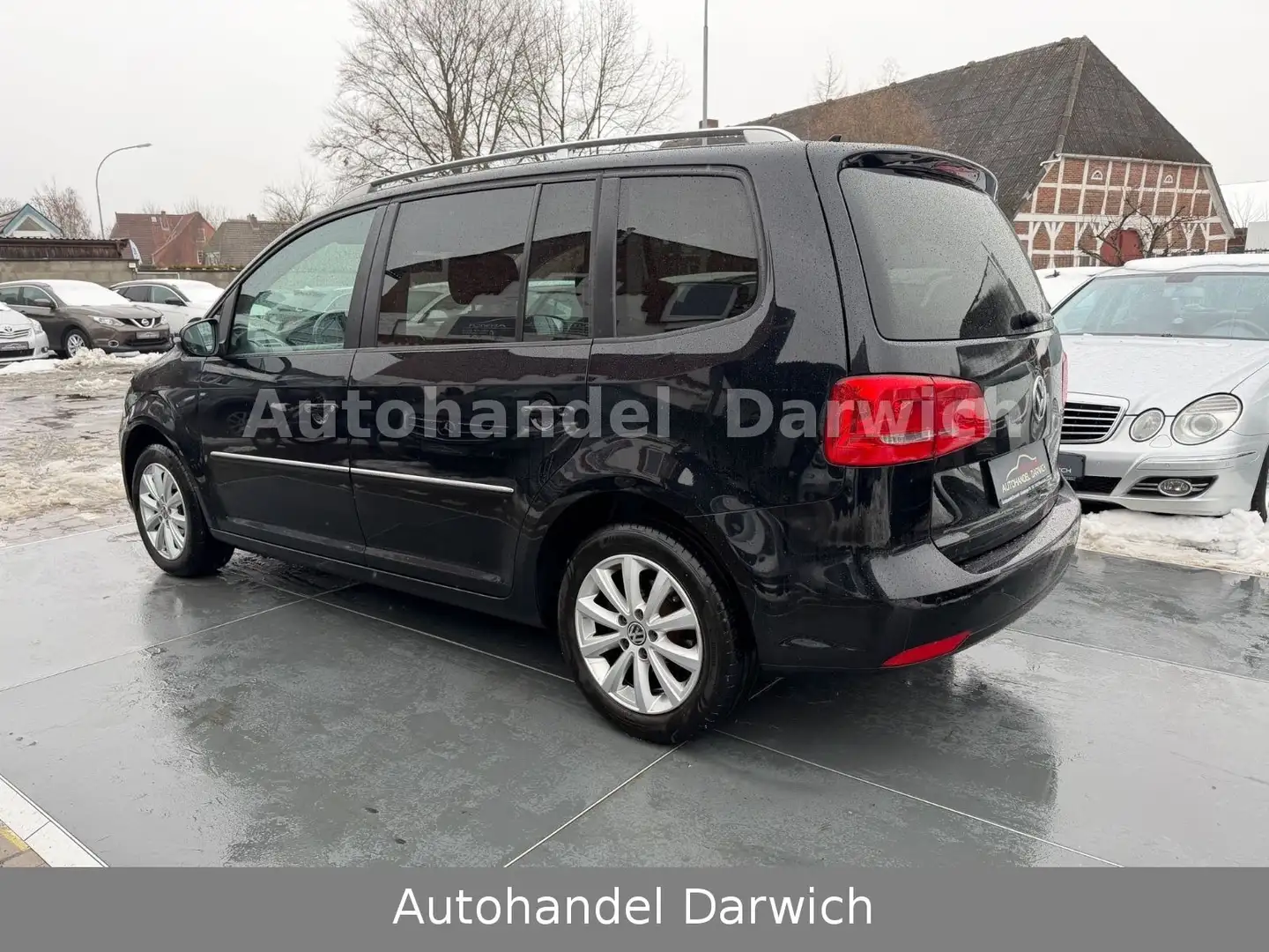Volkswagen Touran Highline 2.0 TDI DSG 2.Hand S.Heft Top Noir - 2
