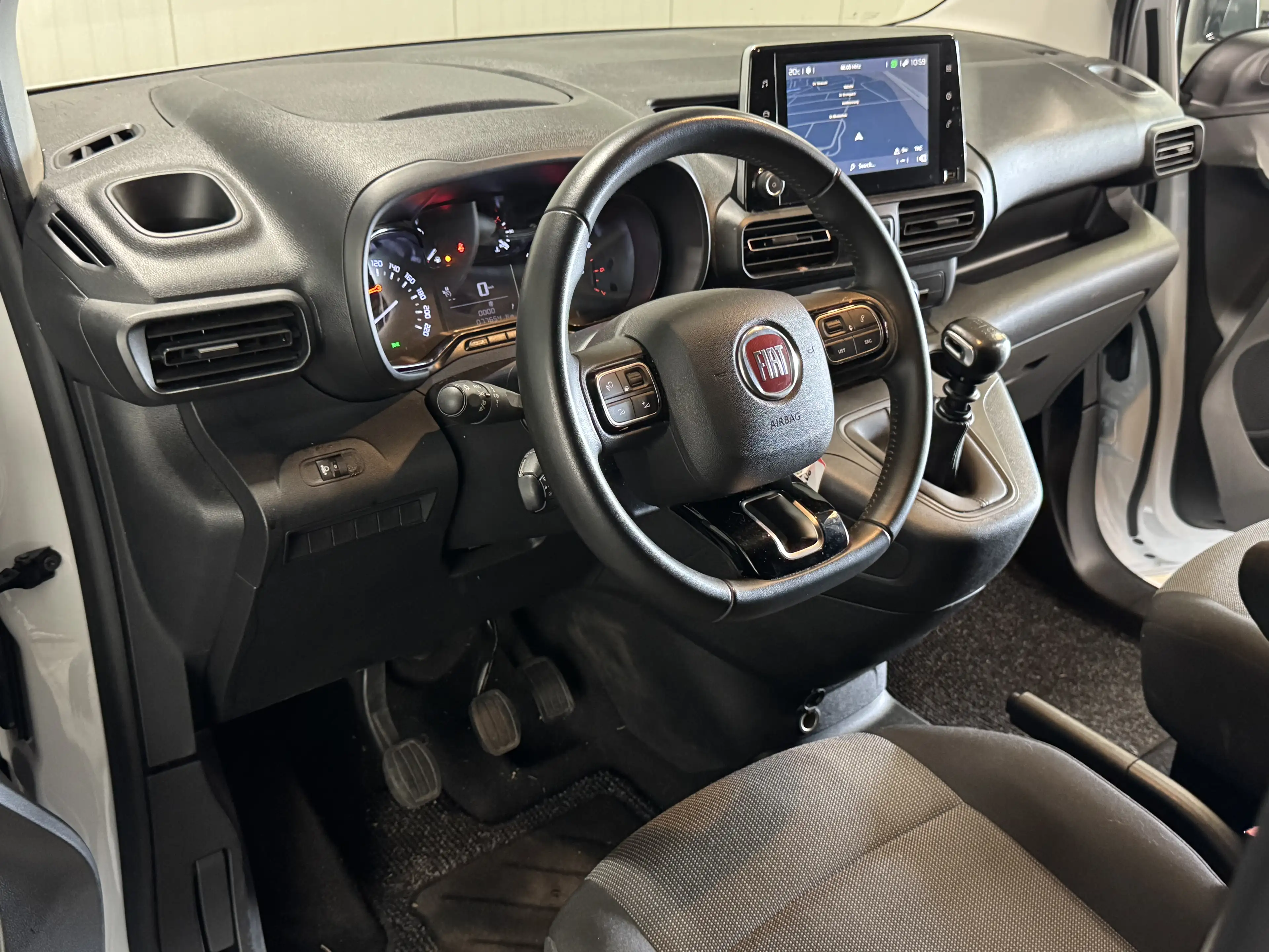Fiat Doblo Cargo 1.2 Turbo 81kw | L1 Professional | Airco | C — photo 23