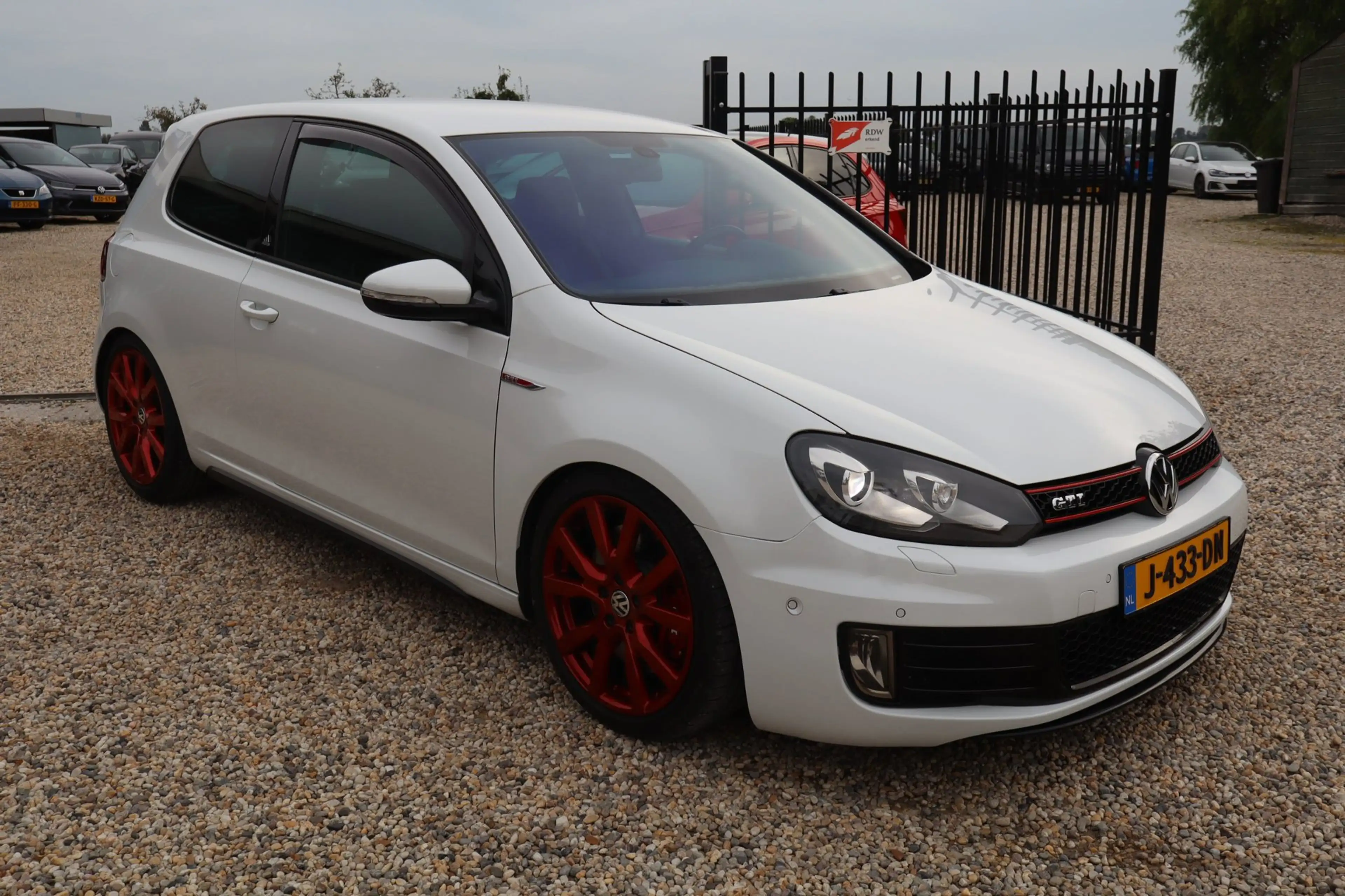 Volkswagen Golf GTI 2.0 ADIDAS EDITION GETUNED JD ENGENEERING — photo 3