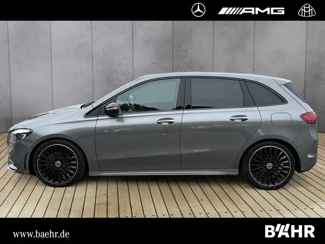 Mercedes-Benz B-Class view 2