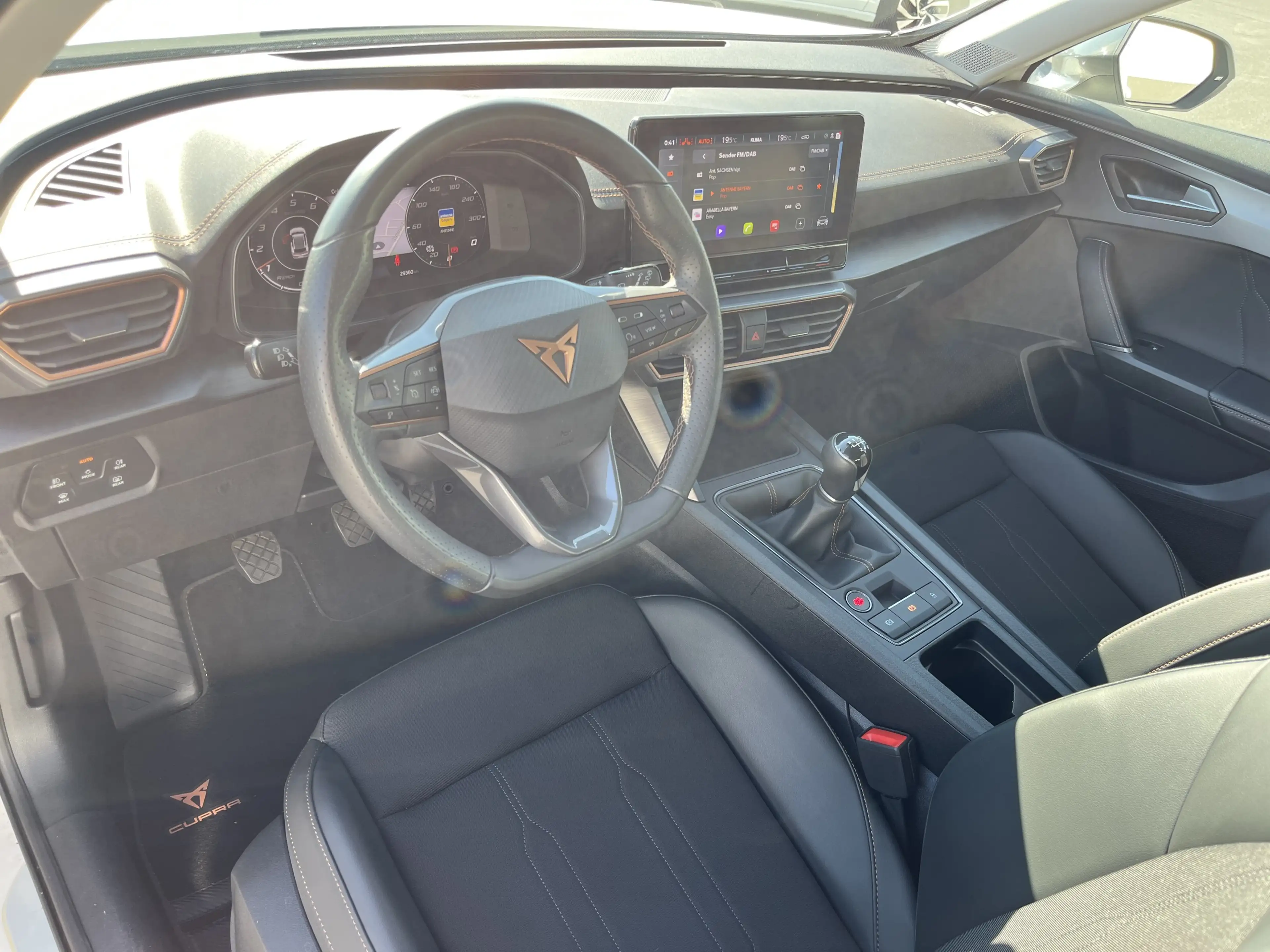 CUPRA Formentor 1.5 TSI 141€ m.20% Anz. AHK Navi KEYLESS ACC SHZ — photo 12