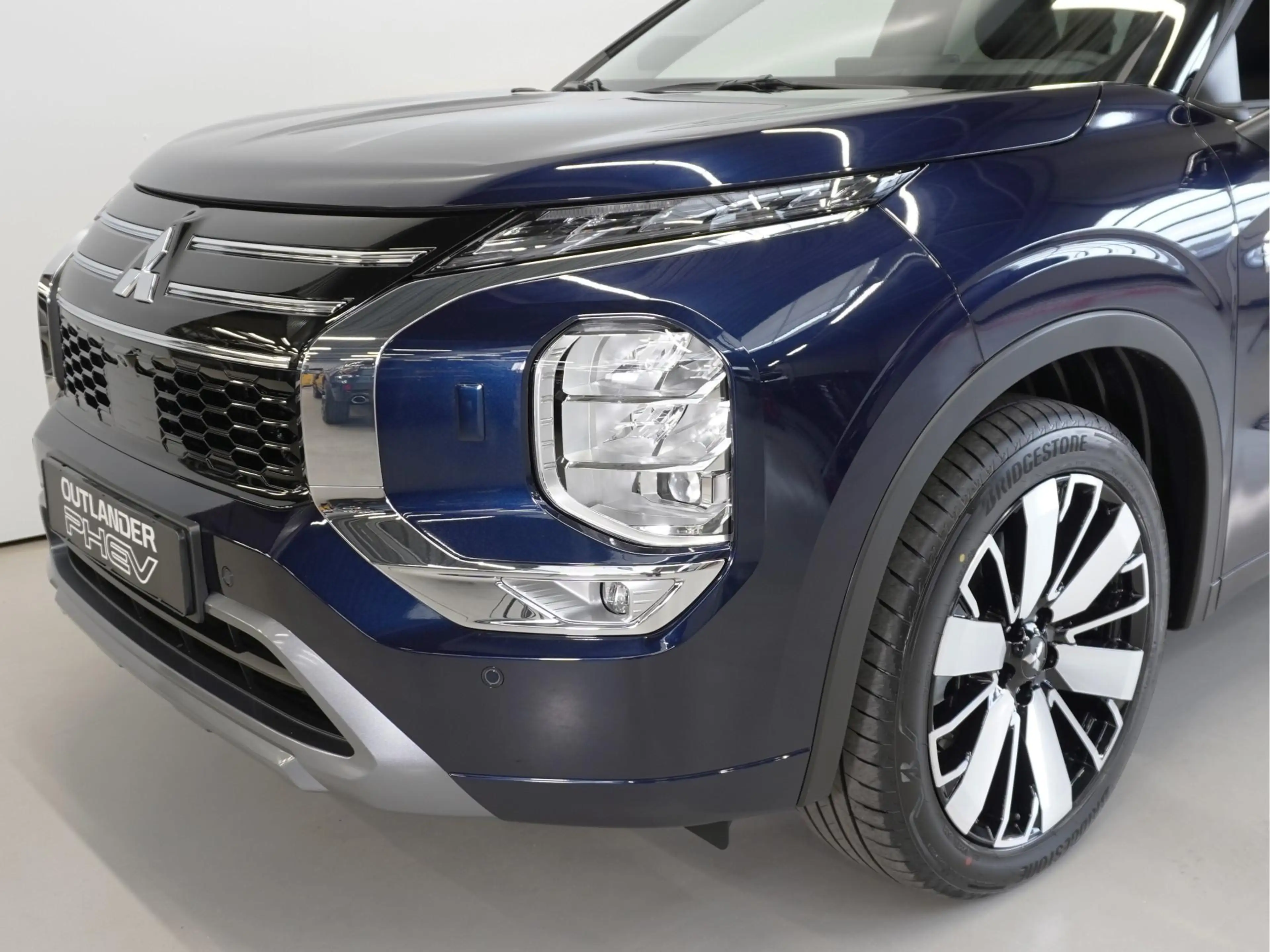 Mitsubishi Outlander 2.4 PHEV Instyle | Actieprijs | Uit voorraad lever — photo 2
