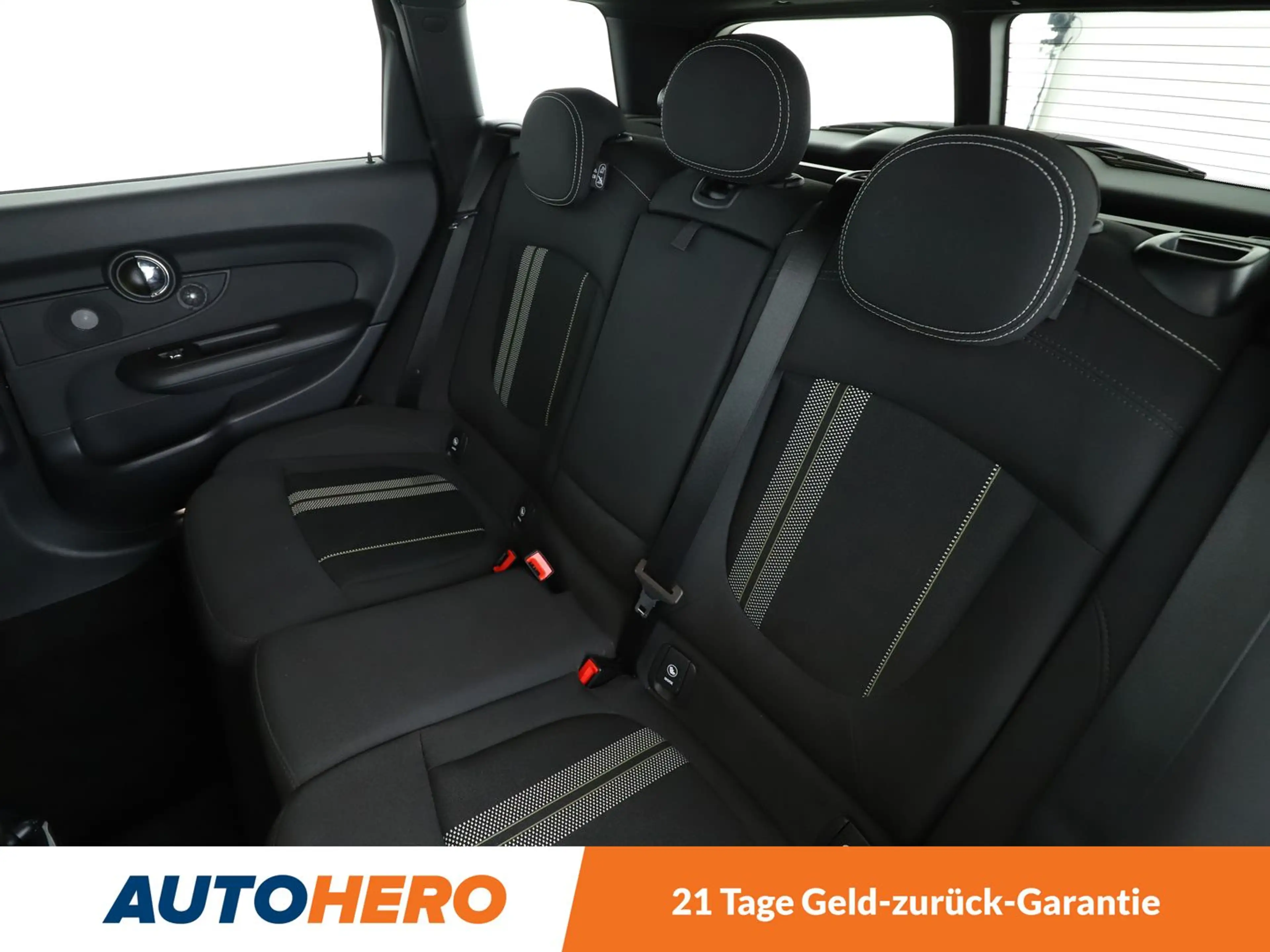 MINI Cooper SD Clubman Cooper SD Aut.*PDC*LED*SHZ*TEMPO*KLIMA* — photo 14