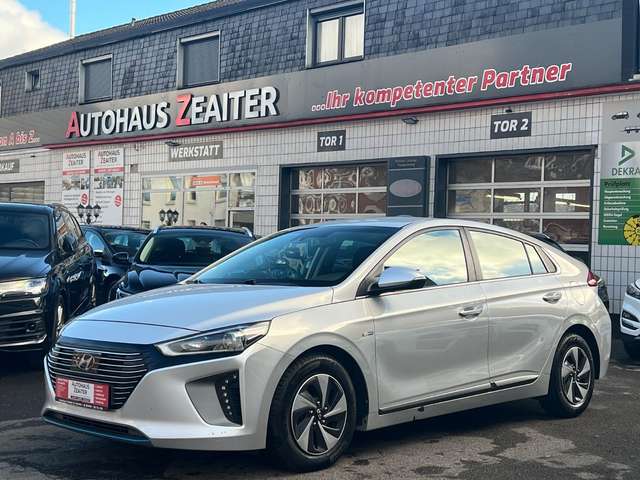Imagine Hyundai IONIQ Ioniq Style Hybrid