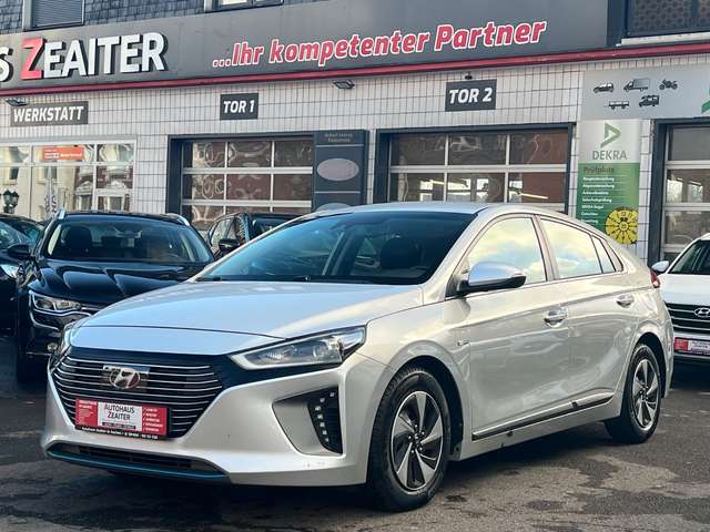 Hyundai IONIQ Ioniq Style Hybrid