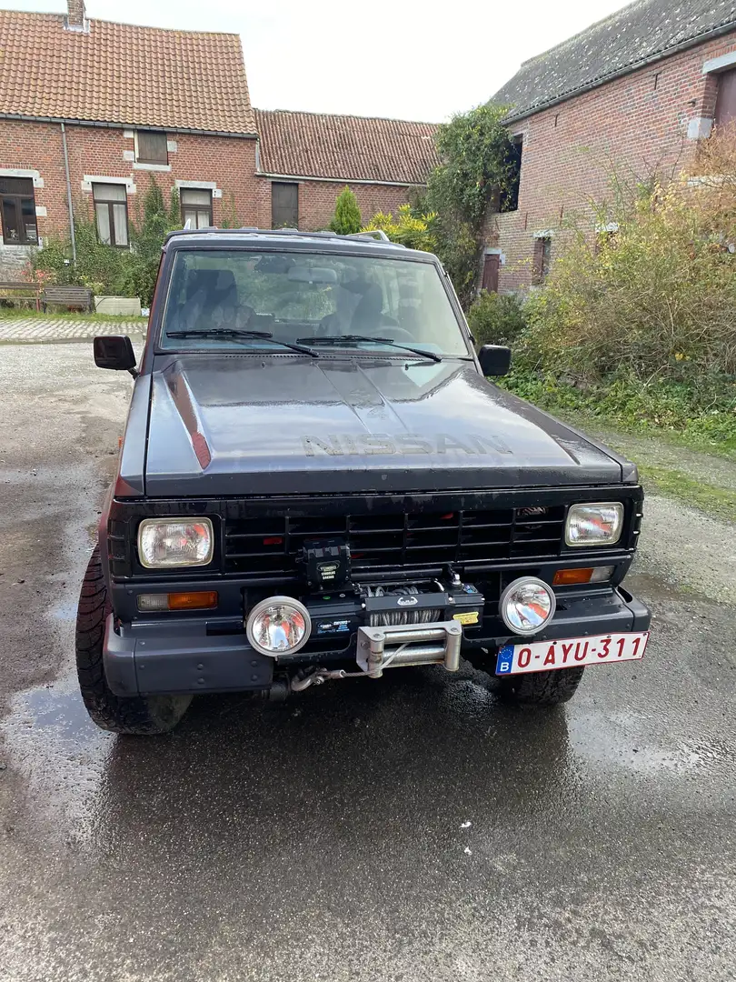 Nissan Patrol 160 - 1