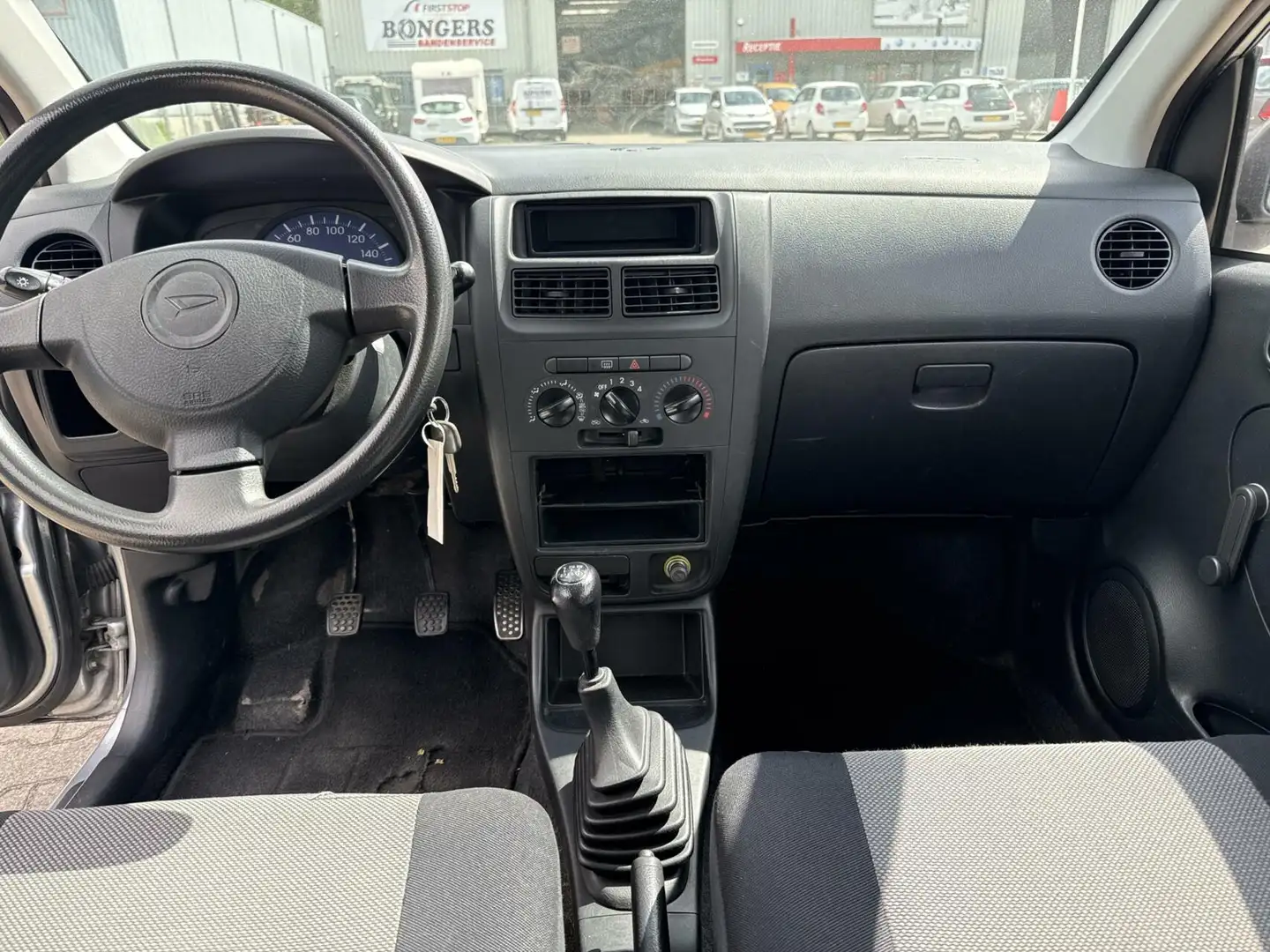 Daihatsu Cuore 1.0-12V 100th Anniversary Grijs - 2