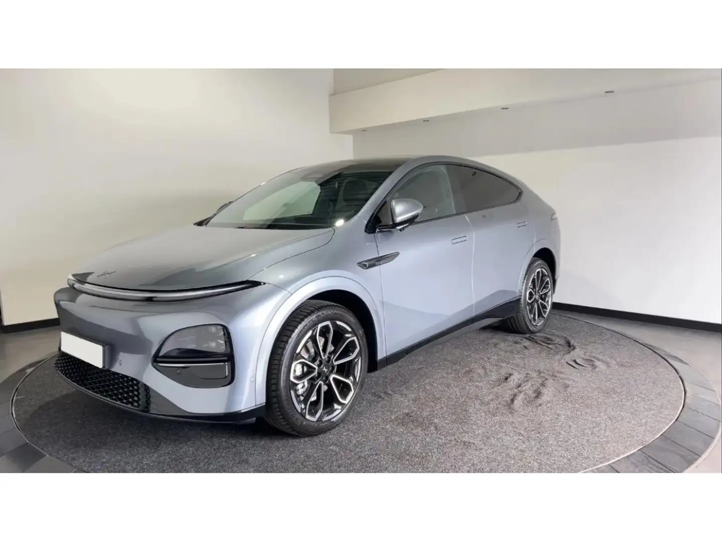 Xpeng G6 PERFORMANCE 80 KWH AWD CUIR NOIR NAPPA - 1