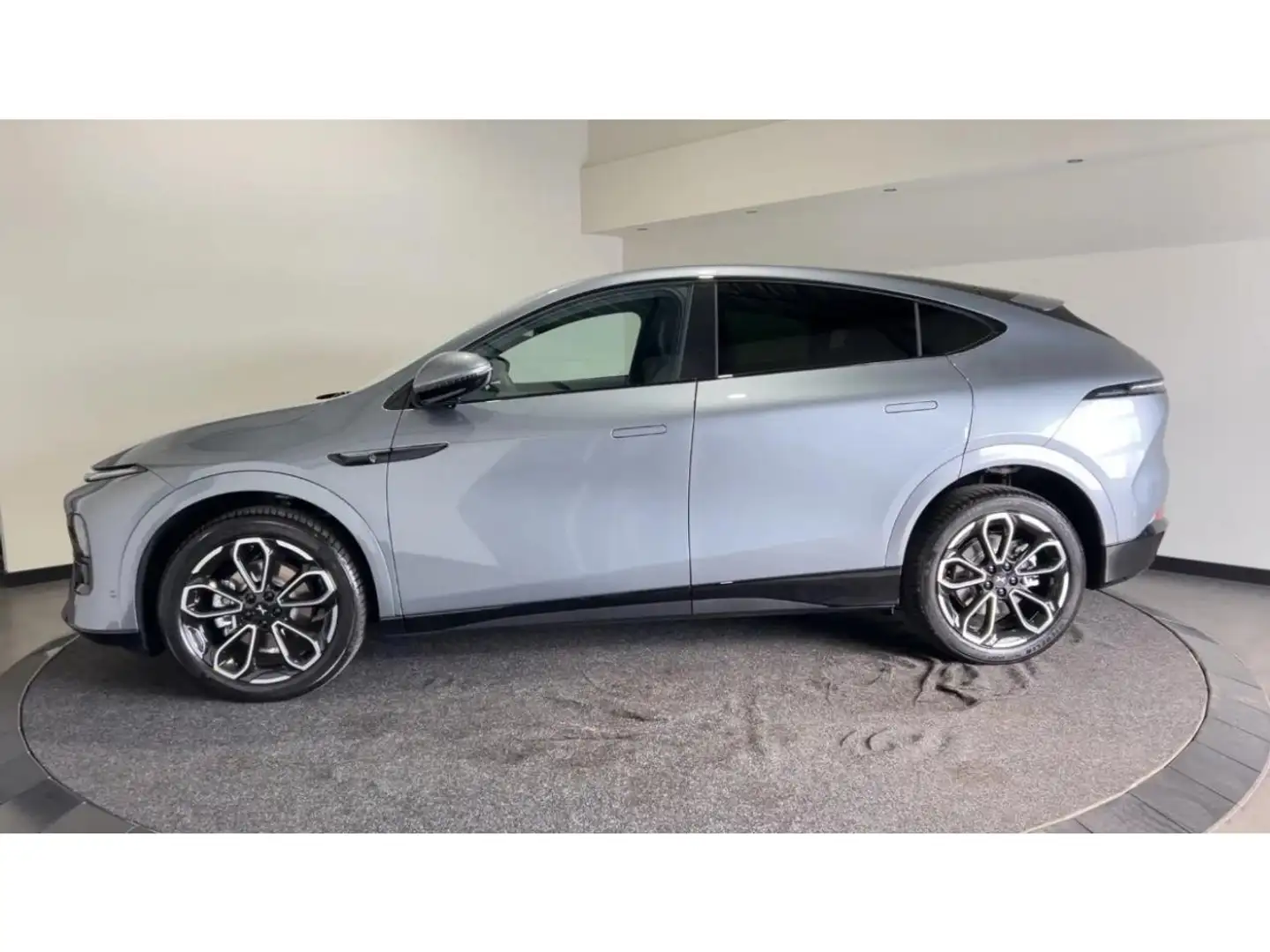 Xpeng G6 PERFORMANCE 80 KWH AWD CUIR NOIR NAPPA - 2