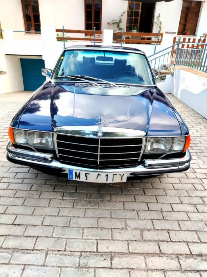 Mercedes-Benz 280E, foto 1