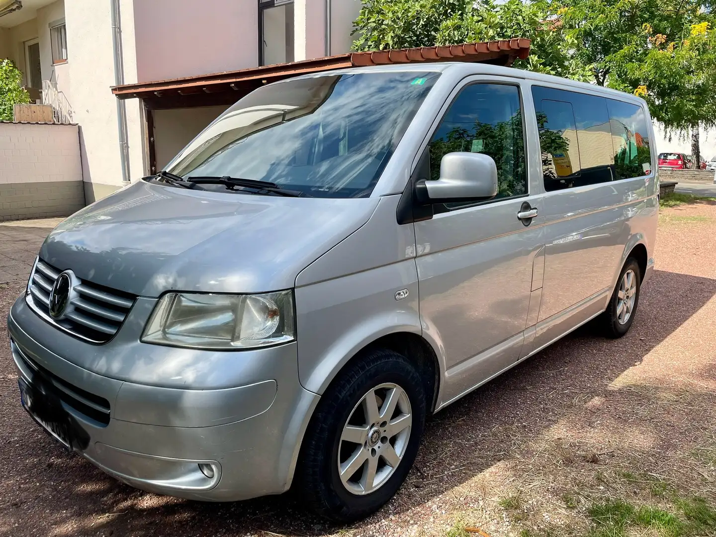 Volkswagen T5 Caravelle Silber - 1