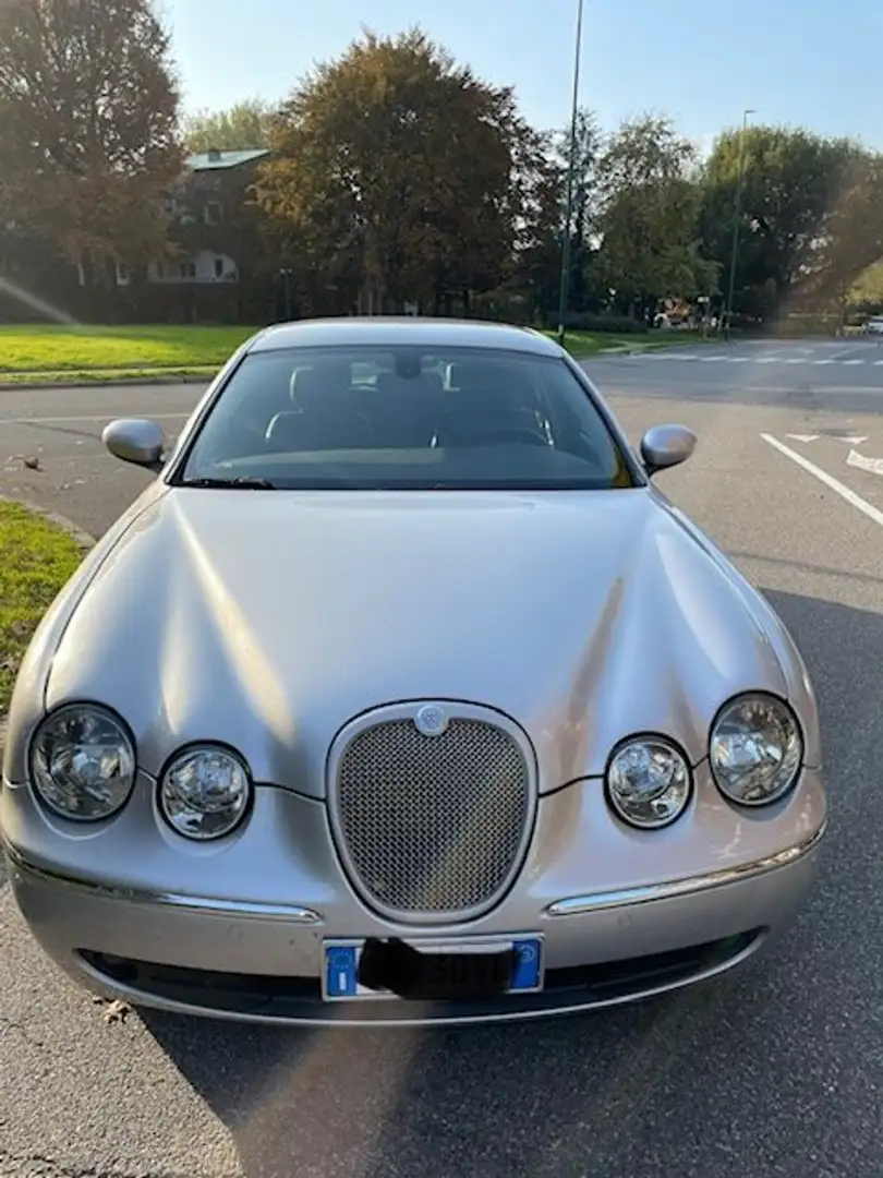 Jaguar S-Type executive Plateado - 2