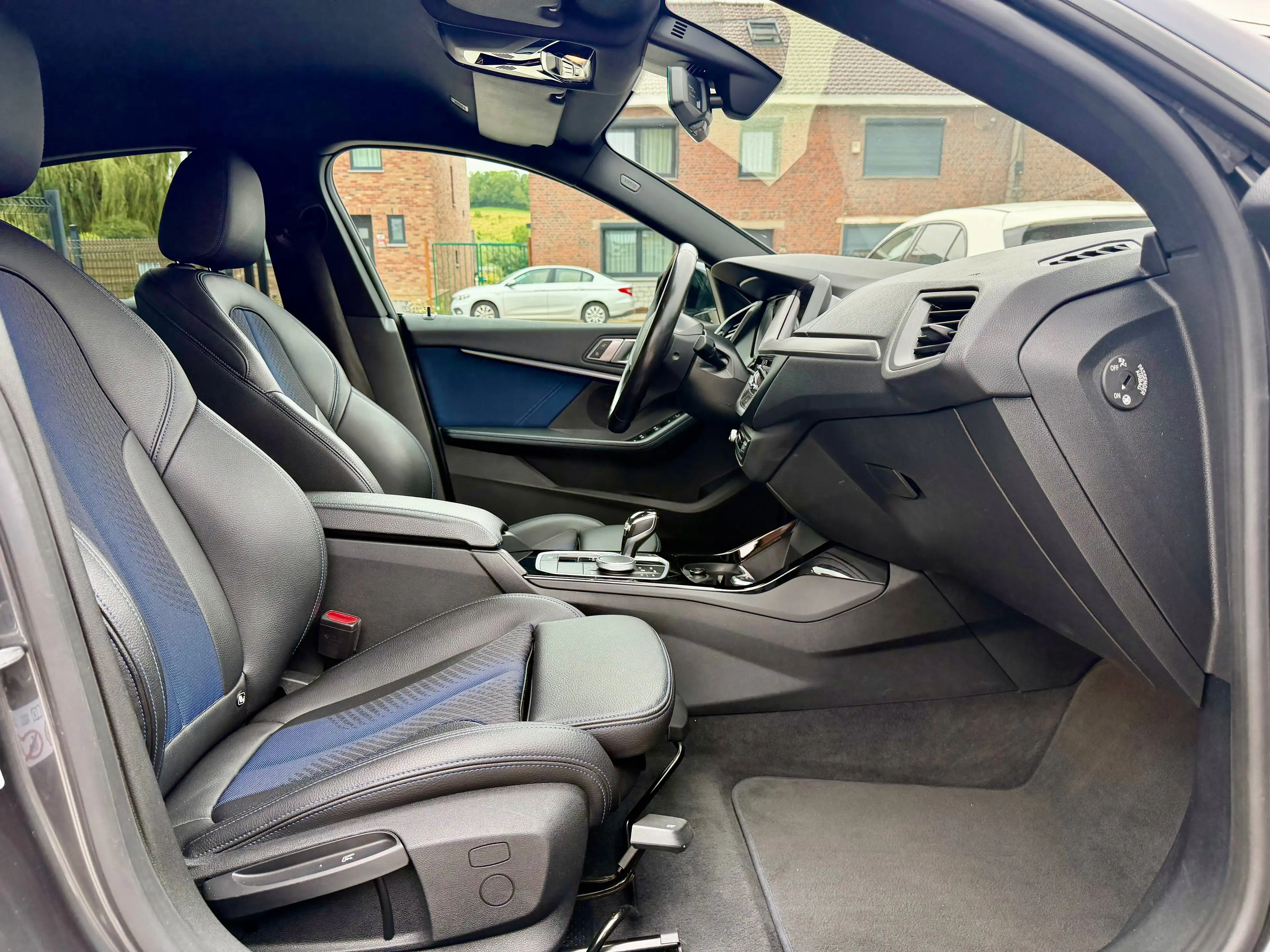 BMW 216 Gran Coupé 216 dA M-SPORT — photo 9