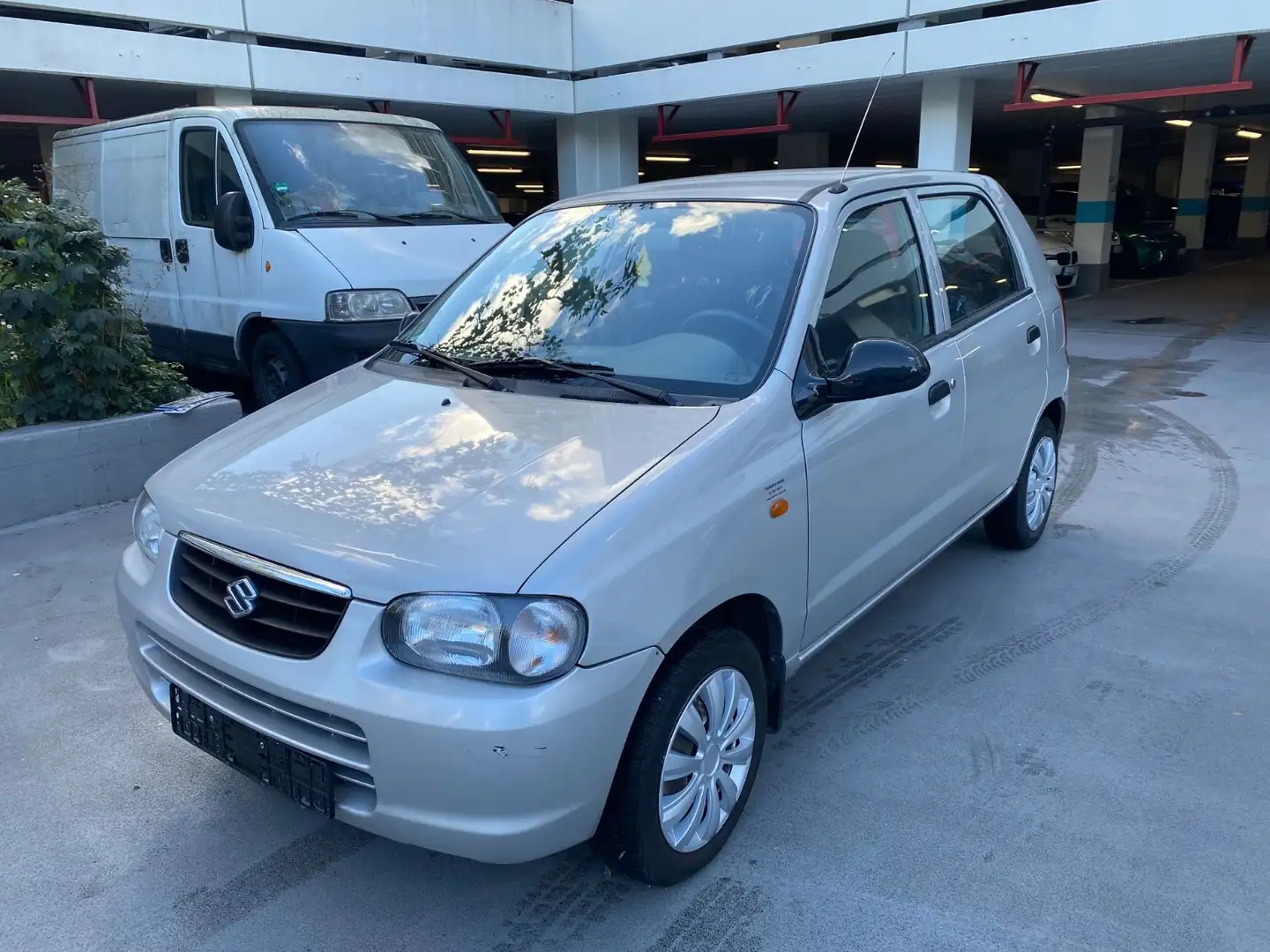 Suzuki Alto 1.1 Klima Tüv 12.2026   tel. 01708044052 Grau - 1