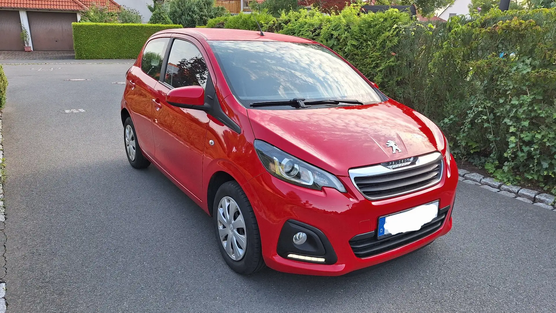 Peugeot 108 Aktive*Klima*70tkm,SHZ*Bj.2016*TÜV3/2027 Roşu - 2