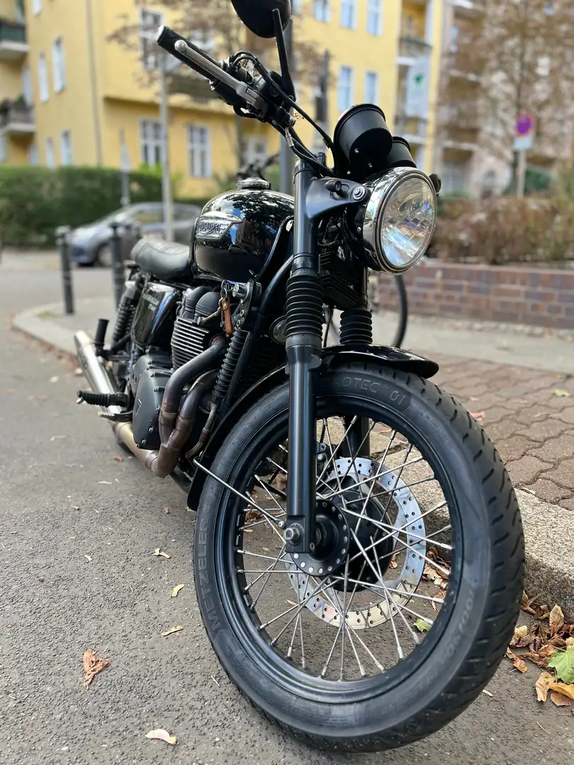Triumph Bonneville T100 Černá - 1