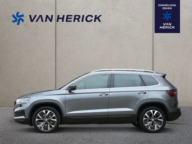 Skoda Karoq view 2