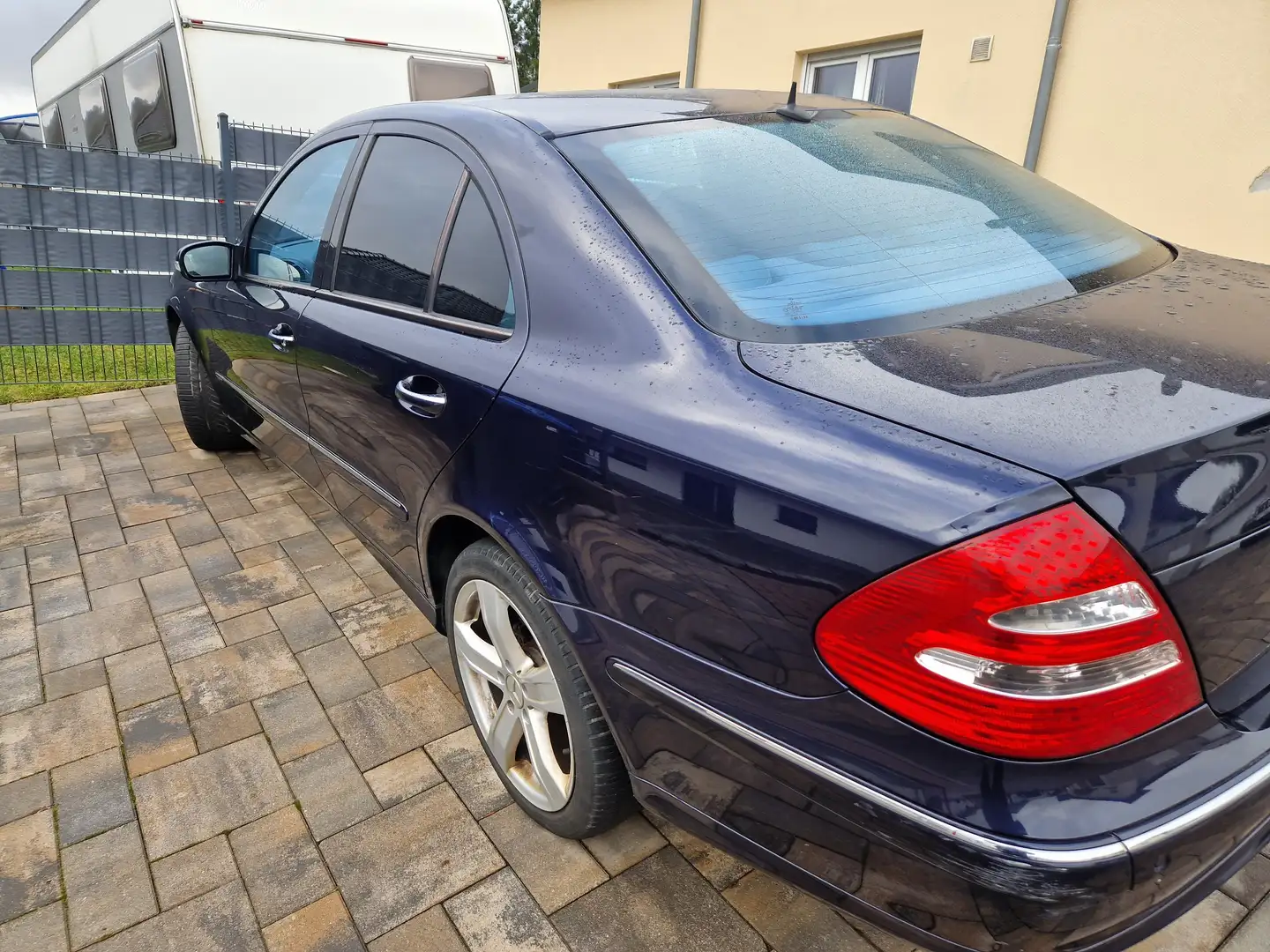 Mercedes-Benz E 320 E 320 4Matic Automatik Elegance Blue - 2