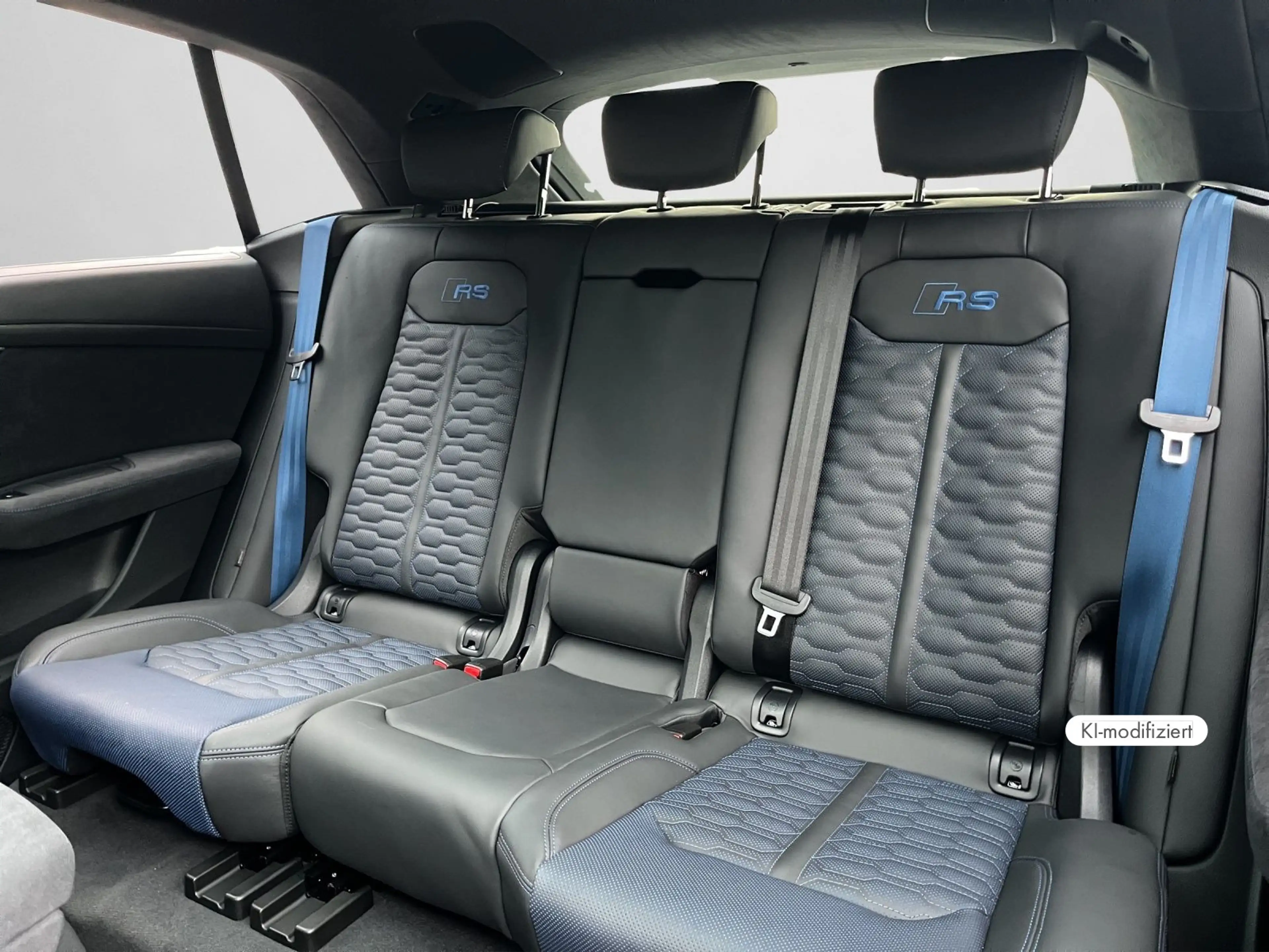 Audi RS Q8 Perf.AHZV,MASSAGE,B&O,PANO,LASERLICHT — photo 14