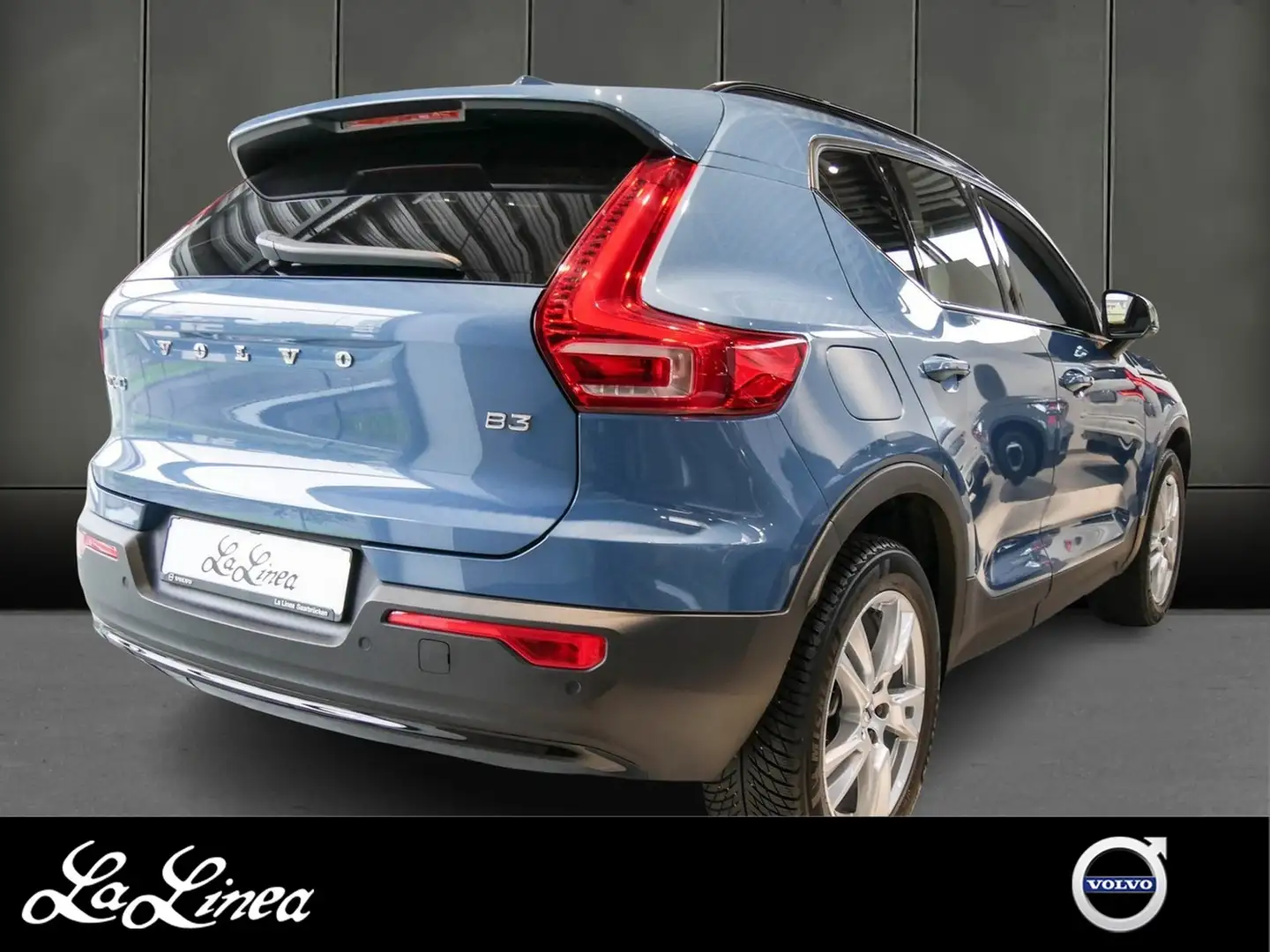 Volvo XC40 B3 Plus Dark / Memory / Pixel Blauw - 2