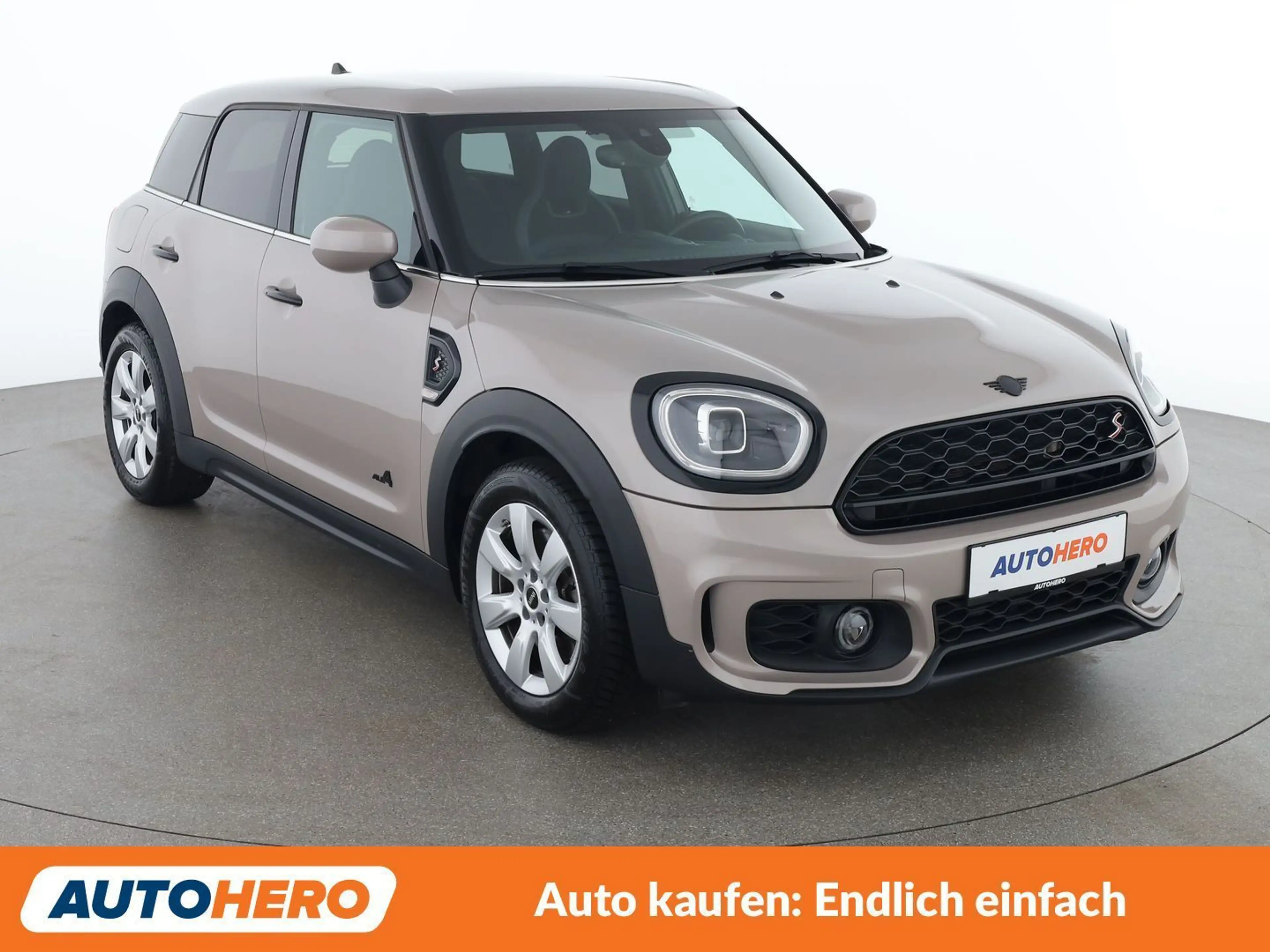 MINI Cooper S Countryman Cooper S ALL4 John Cooper Works Trim — photo 8
