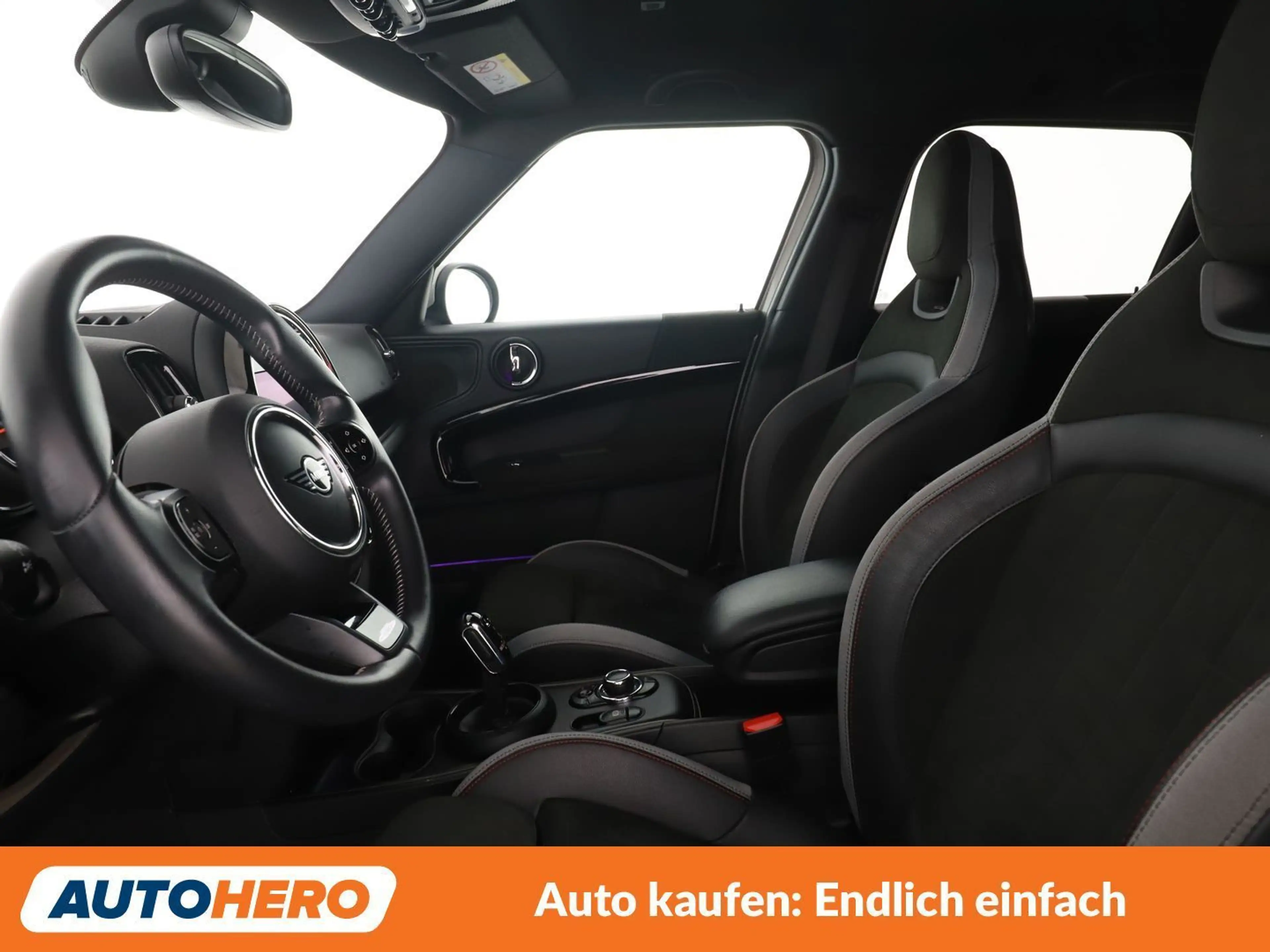 MINI Cooper S Countryman Cooper S ALL4 John Cooper Works Trim — photo 10