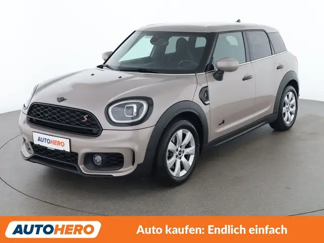 MINI Cooper S Countryman Cooper S ALL4 John Cooper Works Trim