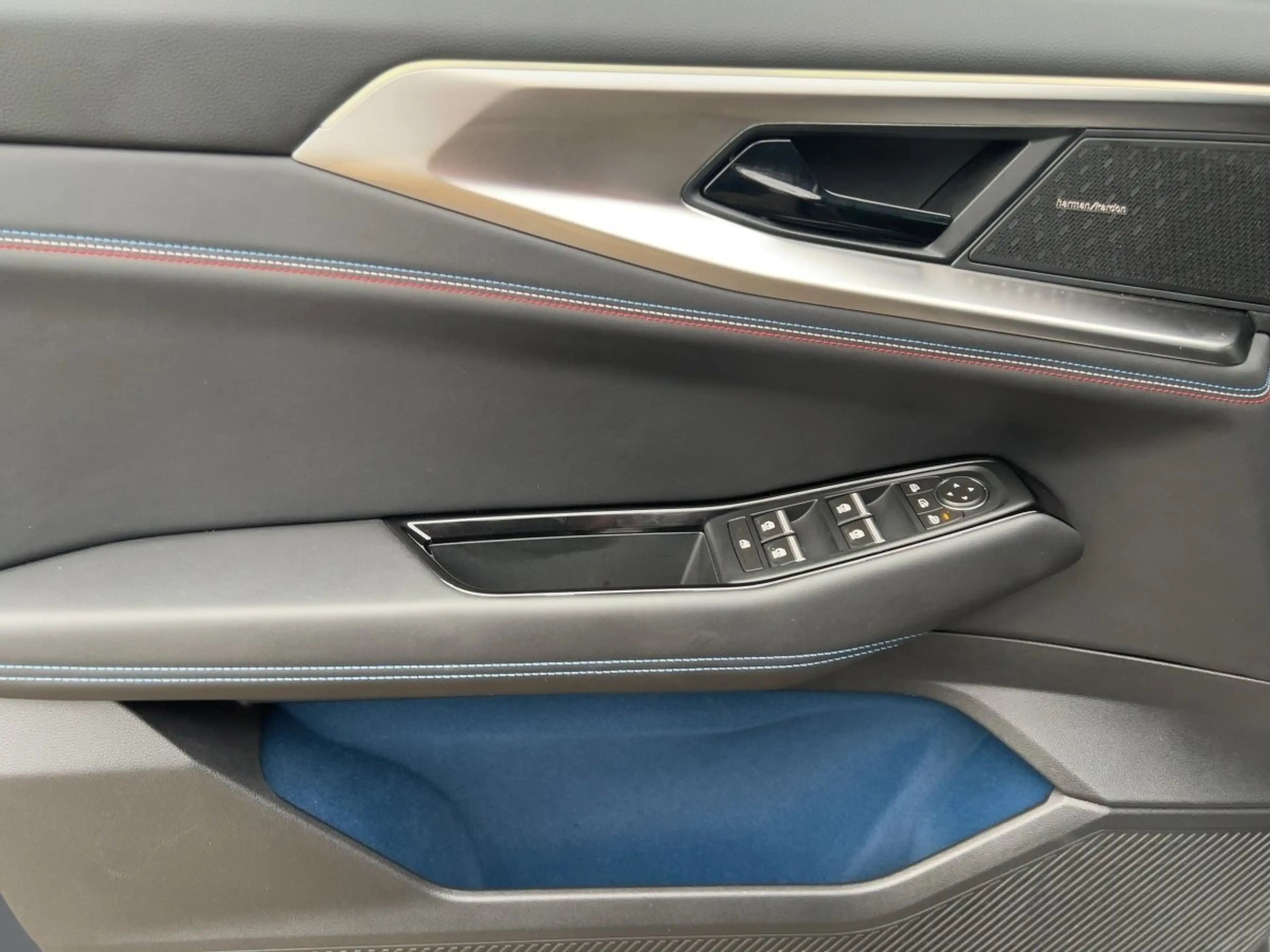 Renault Rafale Esprit Alpine Full Hybrid E-Tech 200 SHZ BT — photo 13