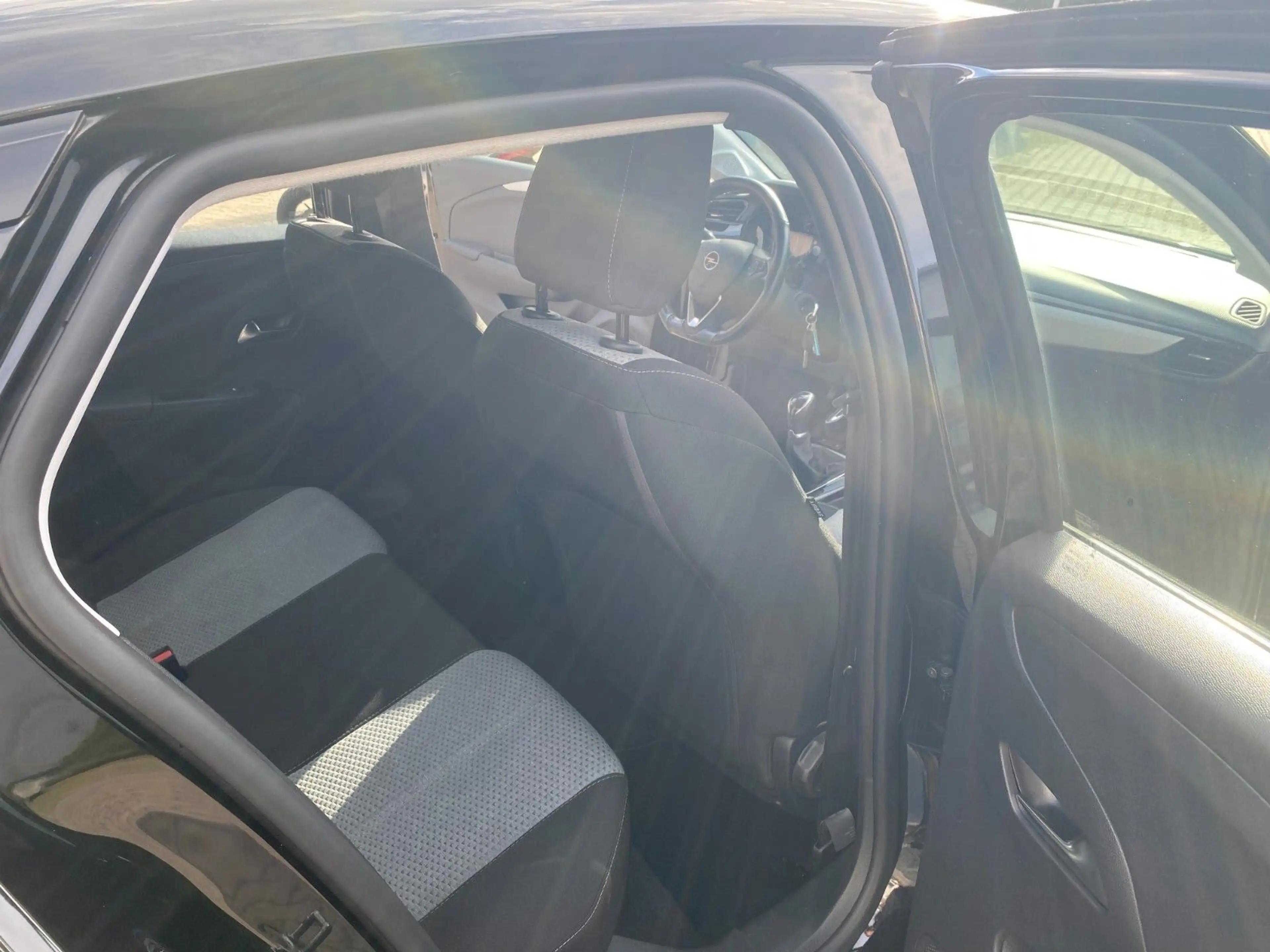 Opel Corsa F Basis Lenkradheizung PDC Tempomat Klima — photo 14