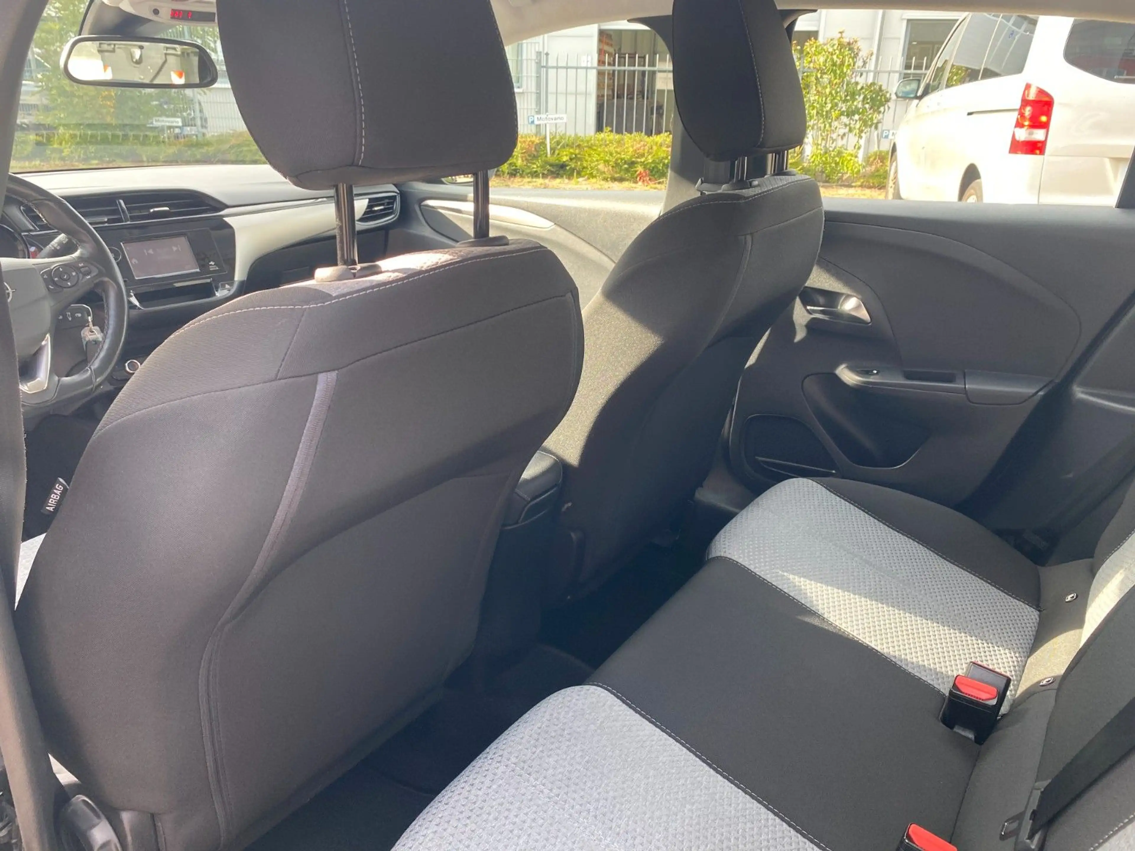 Opel Corsa F Basis Lenkradheizung PDC Tempomat Klima — photo 10
