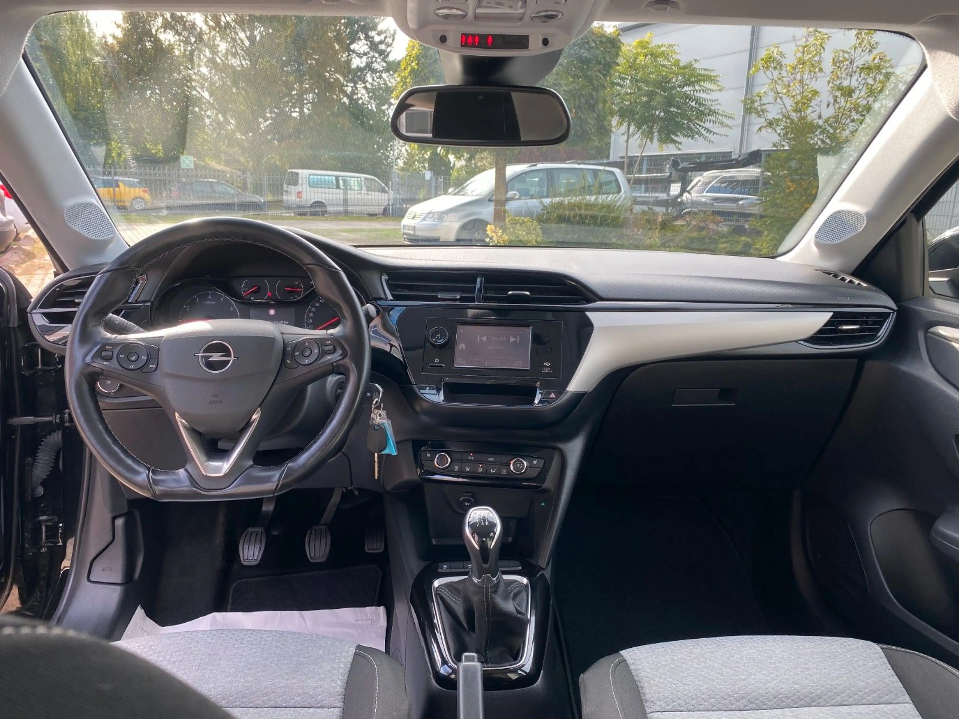 Opel Corsa F Basis Lenkradheizung PDC Tempomat Klima — photo 11