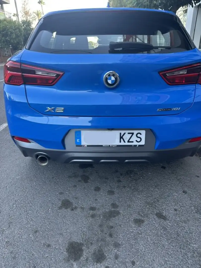 BMW X2 sDrive 18iA Azul - 2