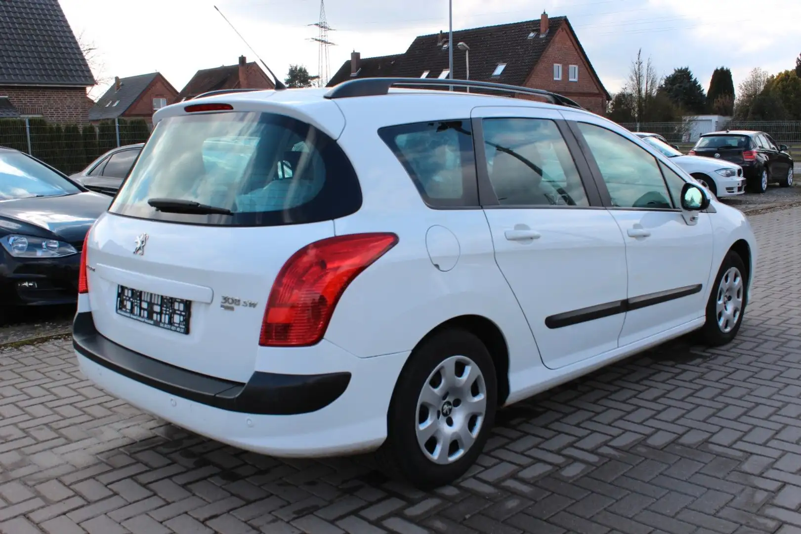 Peugeot 308 SW Access Kombi HU NEU Klimaanlage Weiß - 2
