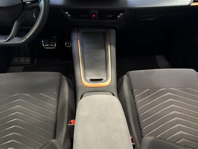 Cupra Born view 12