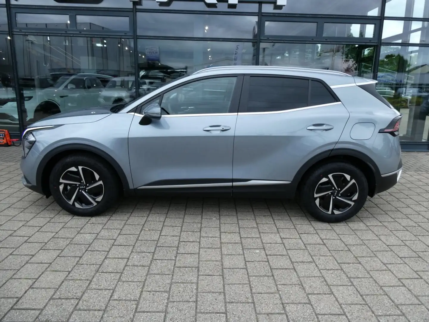 Kia Sportage 1.6 T-GDI MH*2WD*T.Leder*Prycy*LED*NAVI*PDC*Alu*SH Silber - 2