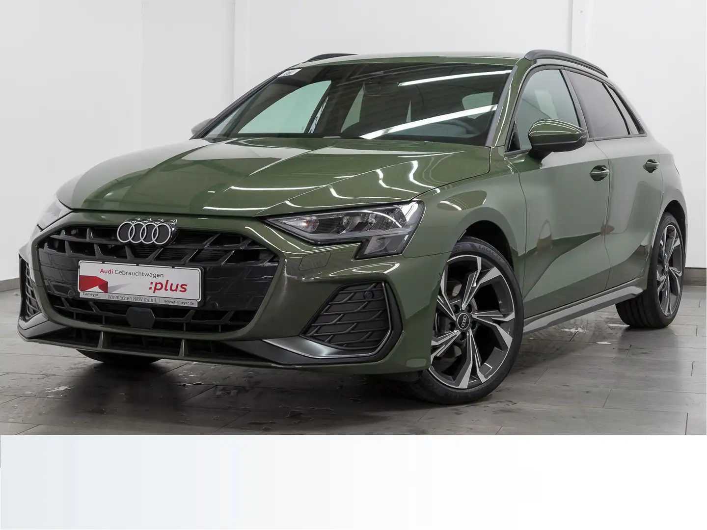 Audi A3 30 TFSI 2x S LINE SONOS LM18 ALCANT Grün - 2
