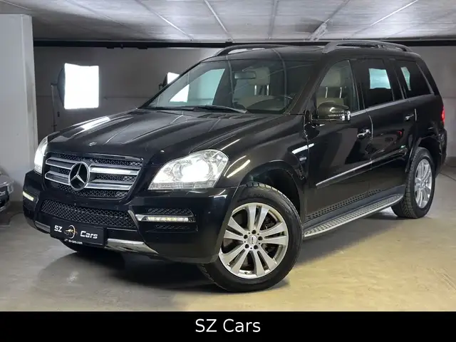 Mercedes-Benz GL 350 BlueTec 4Matic* 7Sitzer*SCHIEBEDACH*H&K