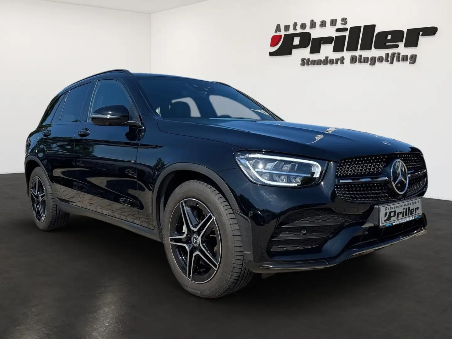 Mercedes-Benz GLC 400 d 4Matic/AHK/NAVI/DAB/LED/AMG-Line Czarny - 2