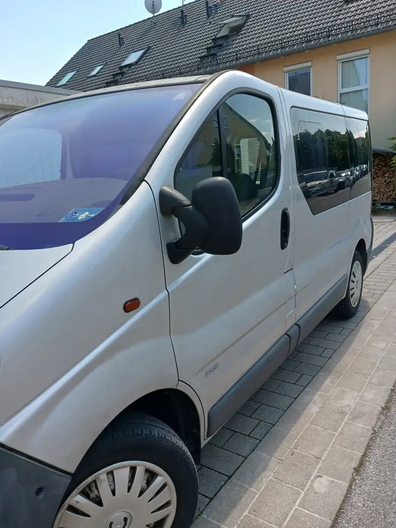 Opel Vivaro Vivaro 1.9 CDTI L1H1 Life 9 Sitzer Klima - 2