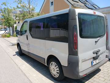 Vivaro 1.9 CDTI L1H1 Life 9 Sitzer Klima