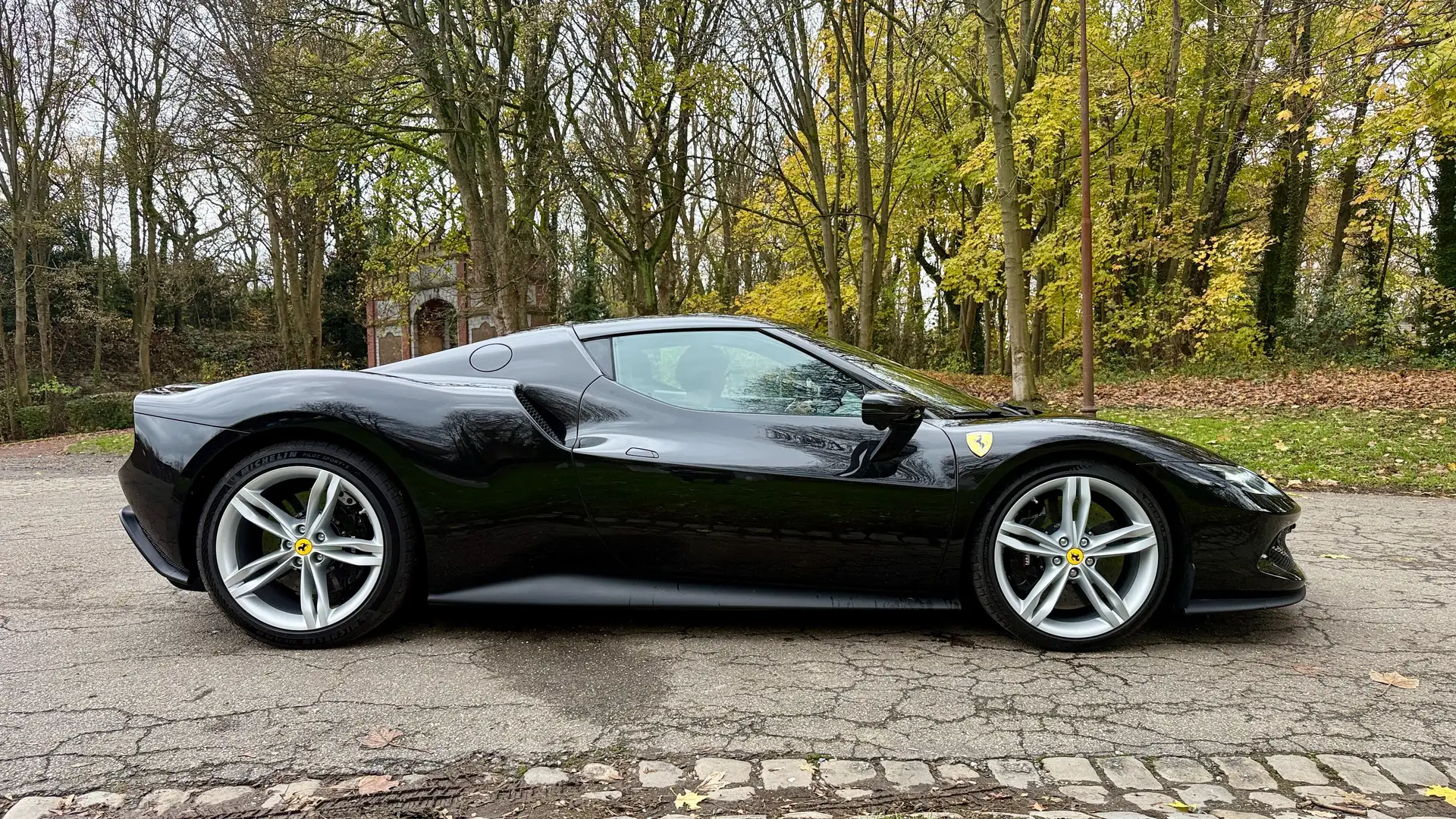 Ferrari 296 GTB 296 GTB PHEV 3.0 V6 DCT 830cv NP:328000 1st Owner Black - 1