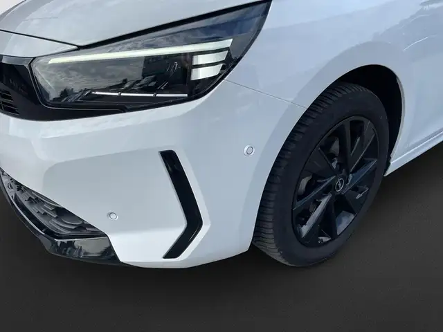 Opel Corsa view 9