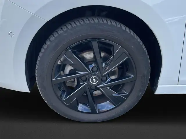 Opel Corsa view 8
