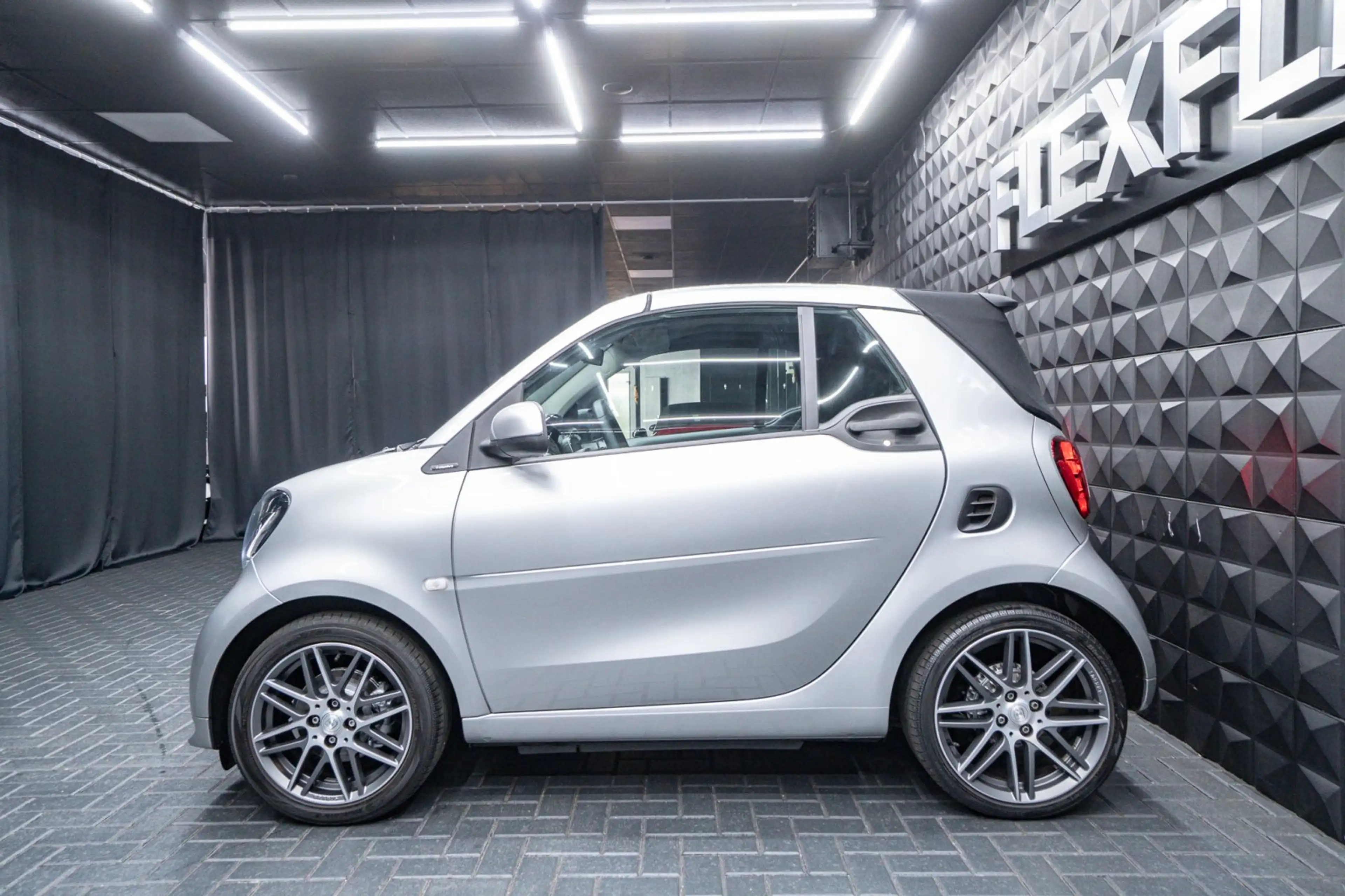 smart forTwo cabrio BRABUS Xclusive 1Hand U-Frei MB History  20 — photo 10