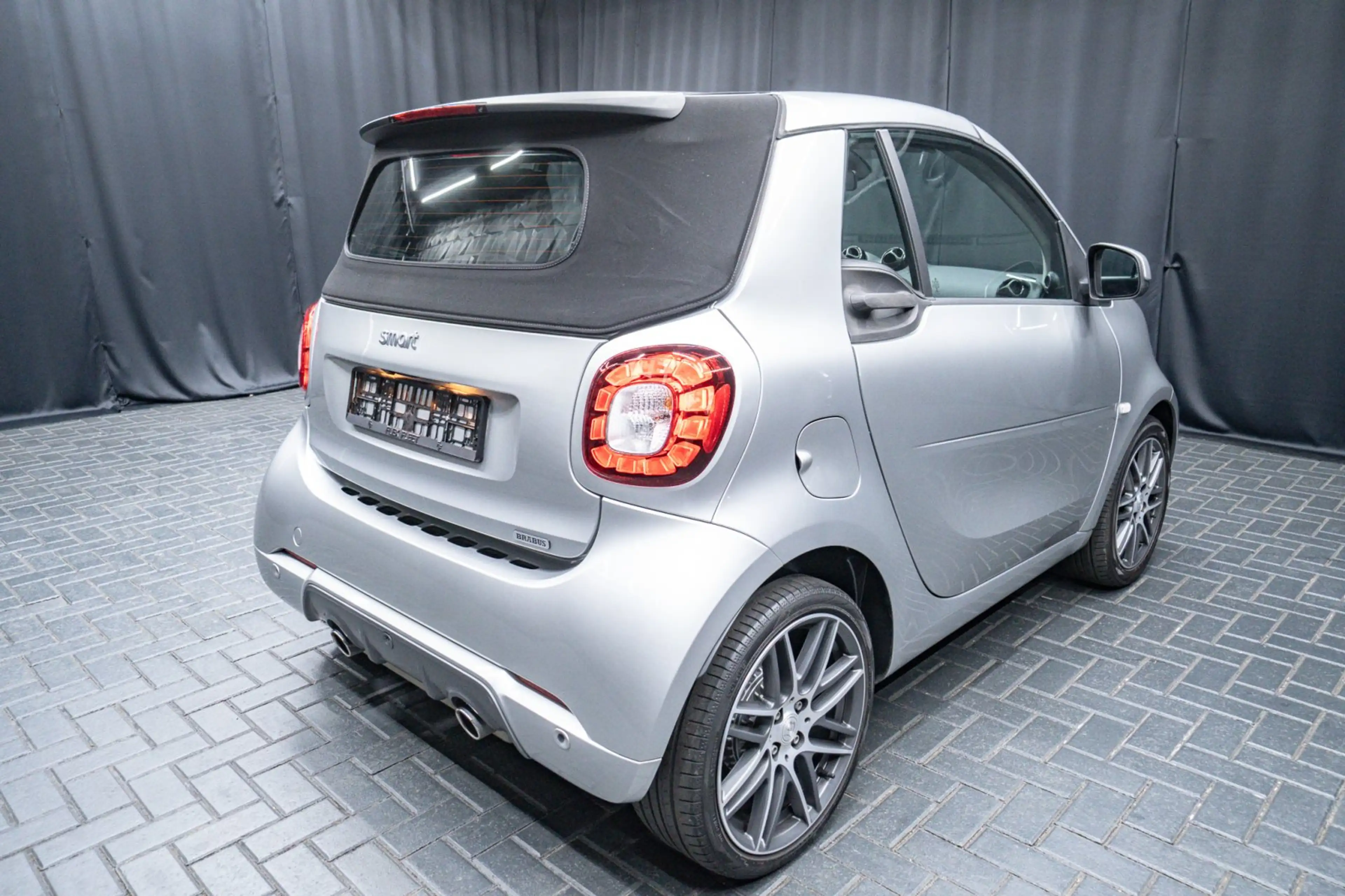 smart forTwo cabrio BRABUS Xclusive 1Hand U-Frei MB History  20 — photo 14