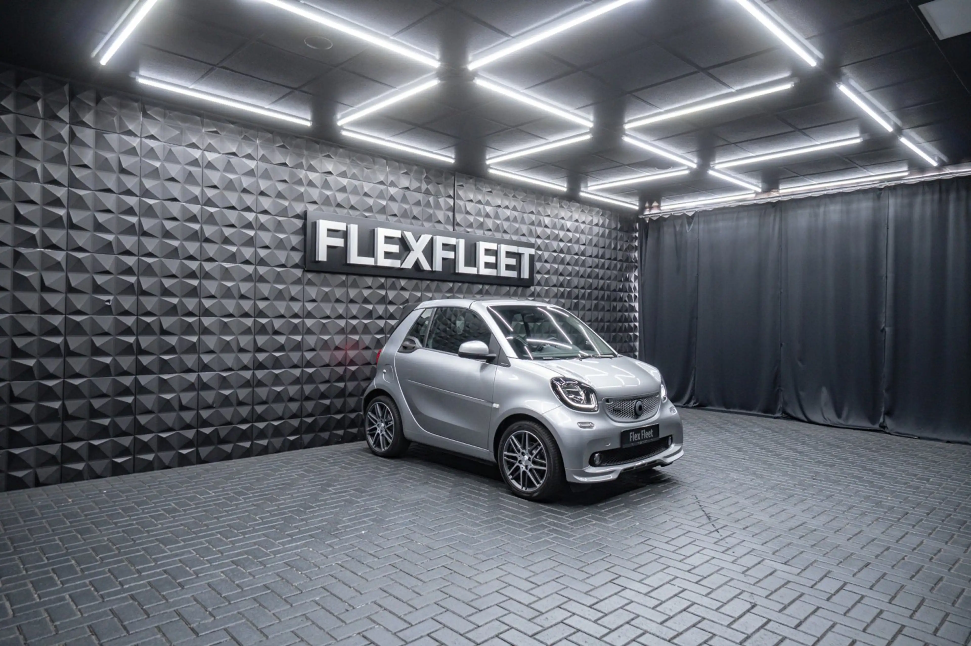 smart forTwo cabrio BRABUS Xclusive 1Hand U-Frei MB History  20
