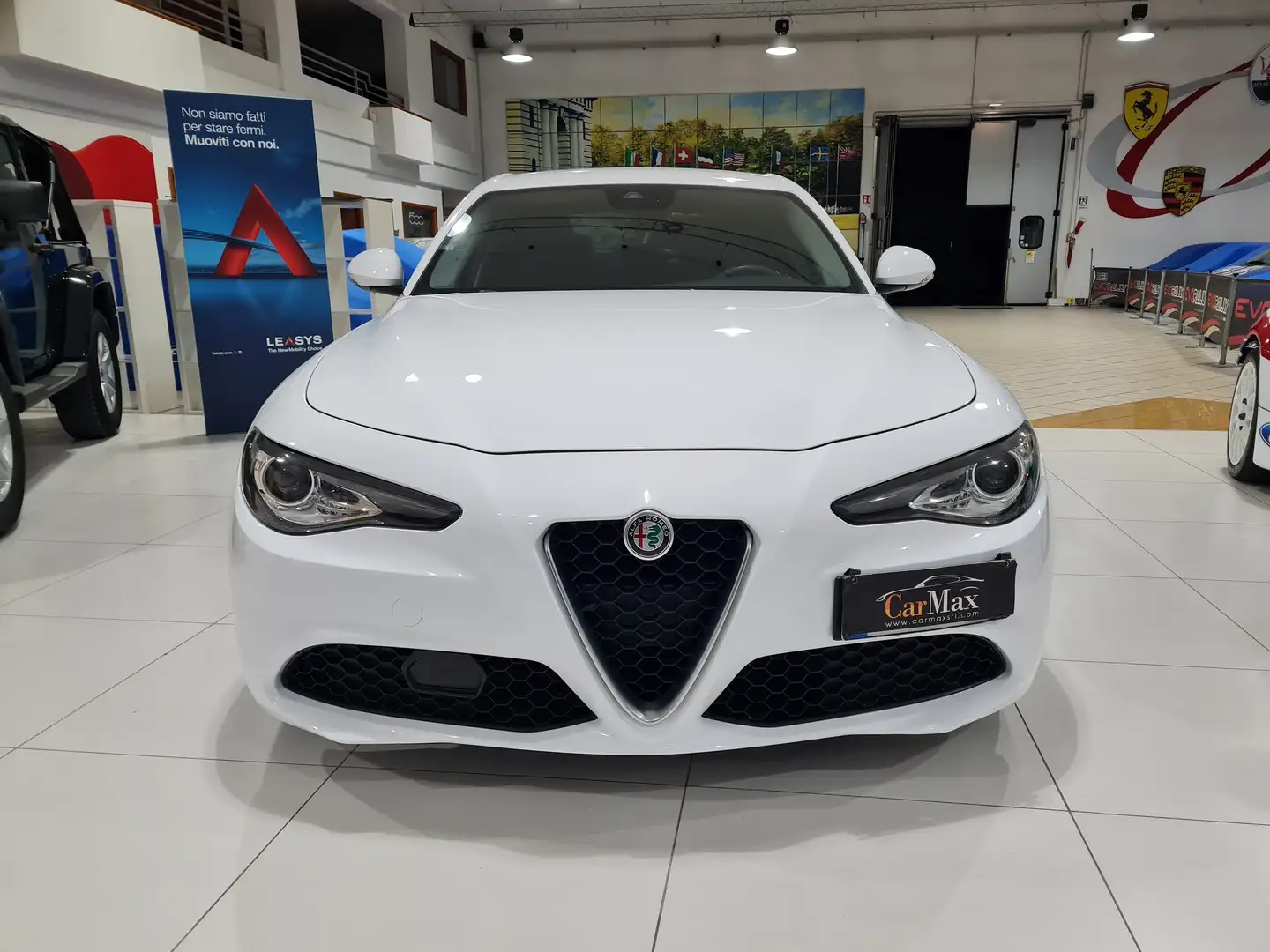Alfa Romeo Giulia 2.2 Turbo Diesel 150CV AT8 Tech Edition Nero - 2